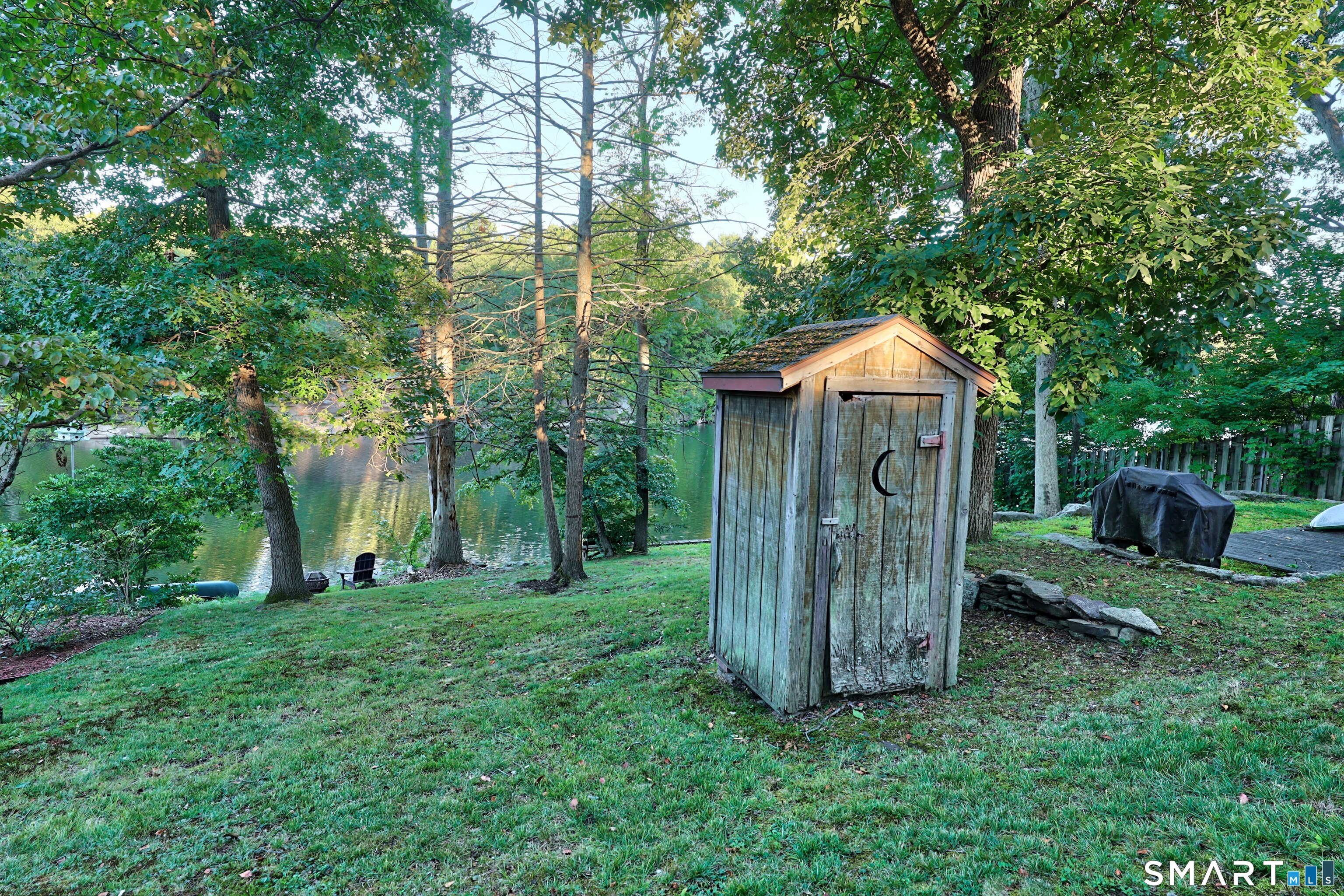 142 Crystal Lake Road Property Photo 8