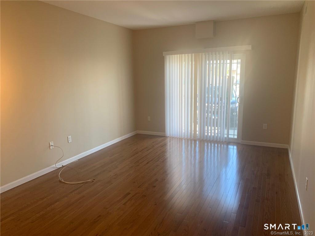 76 Liberty 204 Street Property Photo 4