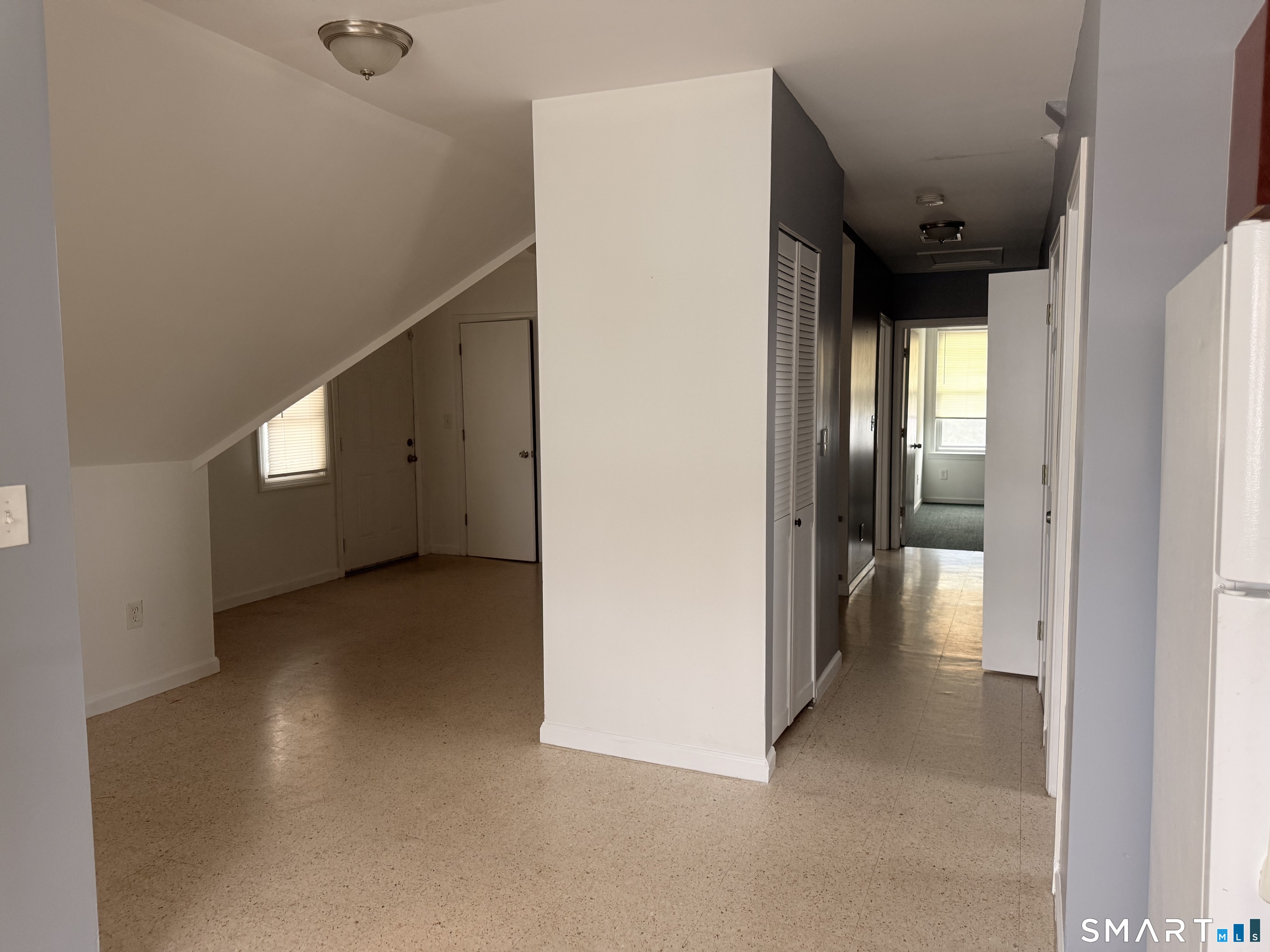 438 Hollister Avenue Property Photo 2