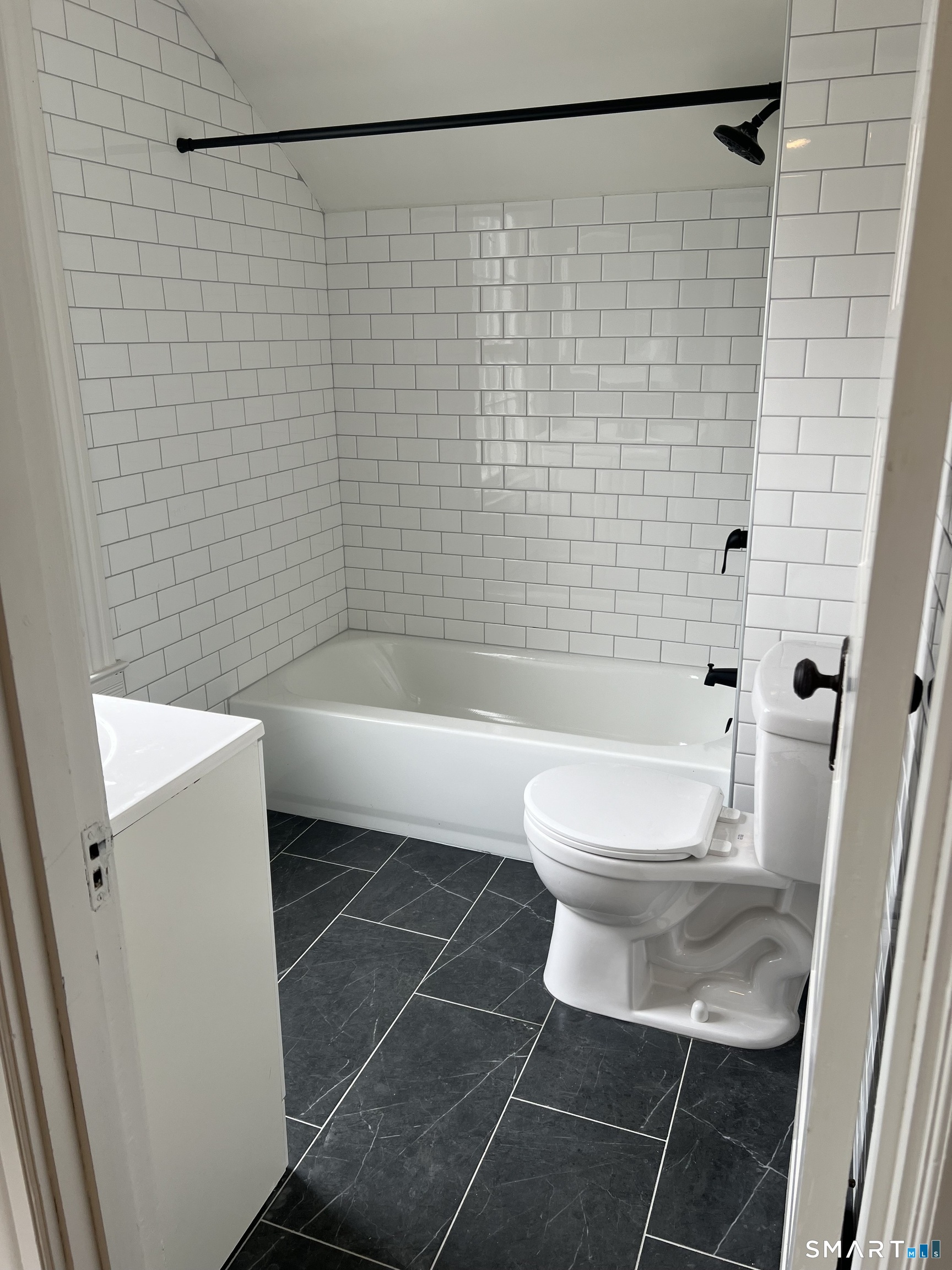 85 Brookline Avenue Property Photo 5