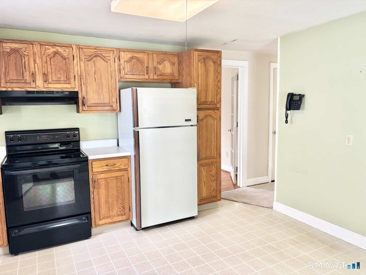 303 Cooper Hill Street Property Photo 6