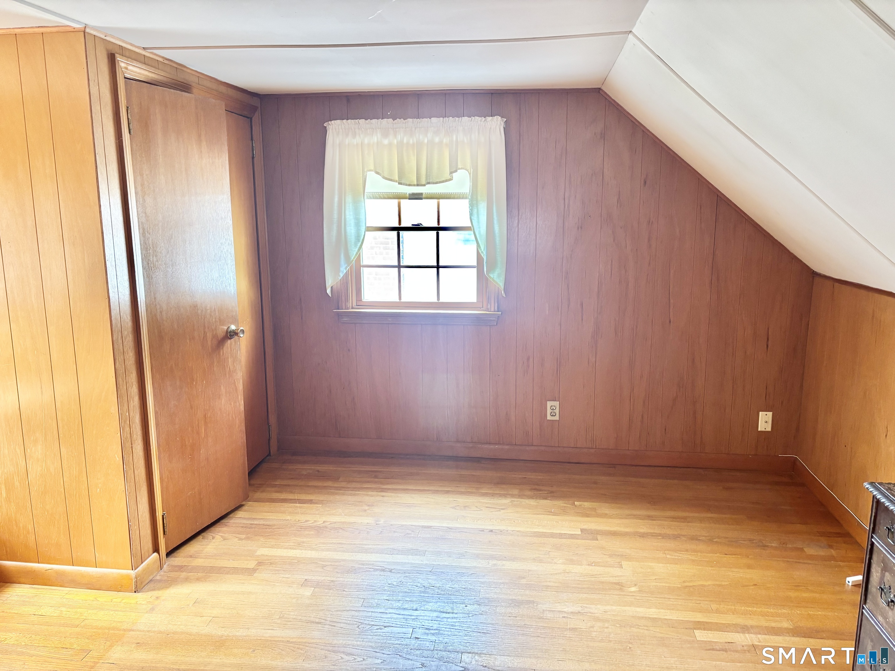 303 Cooper Hill Street Property Photo 12