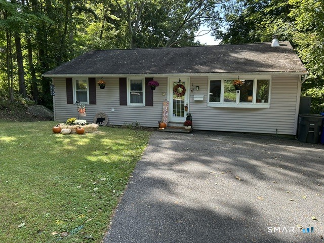 16 Torrington Heights Road Property Photo 1
