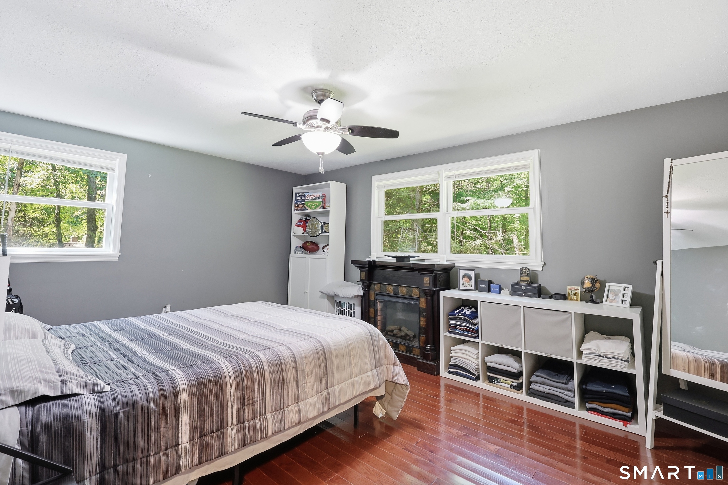 200 Hemlock Point Drive Property Photo 12
