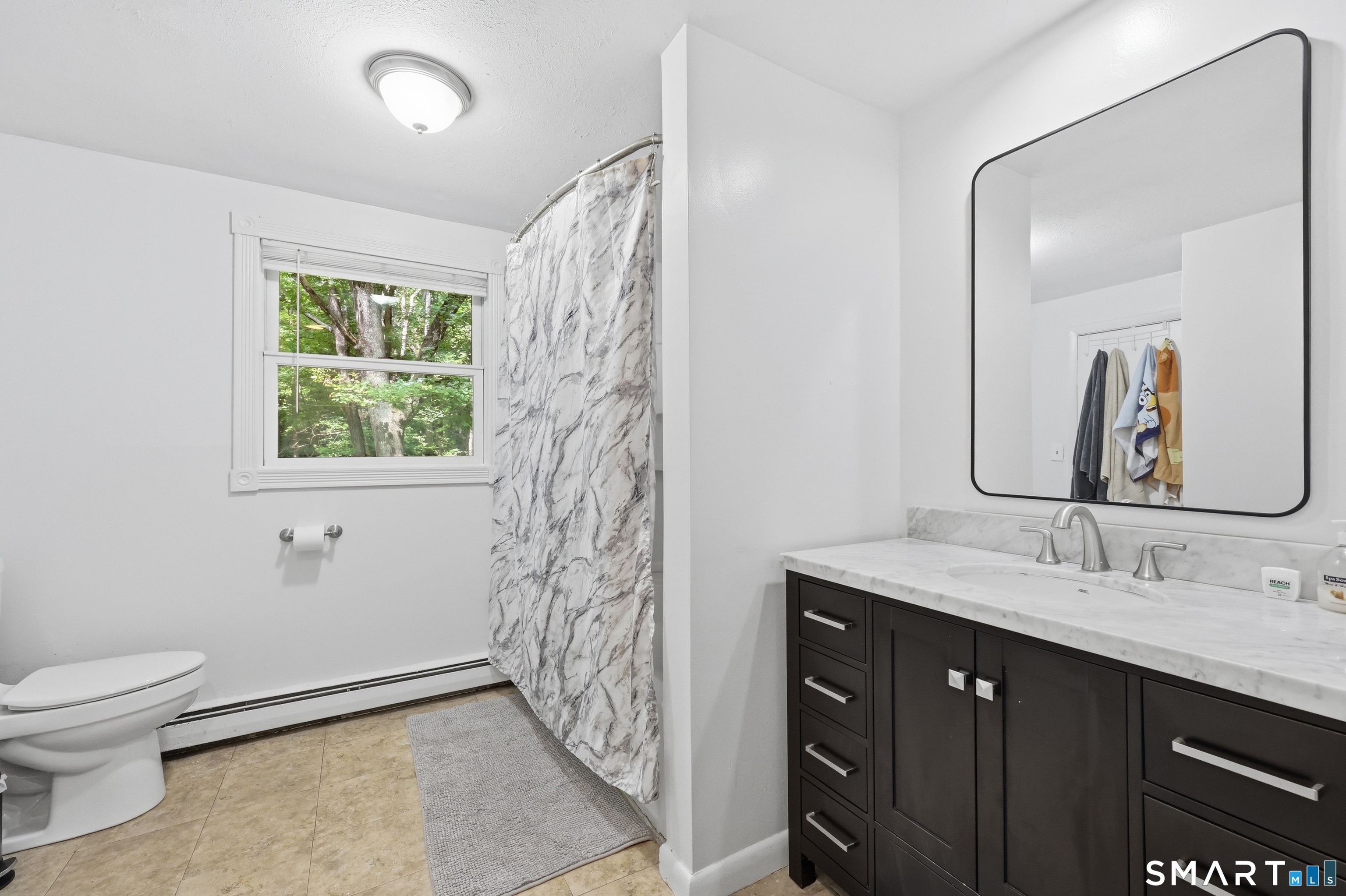 200 Hemlock Point Drive Property Photo 15