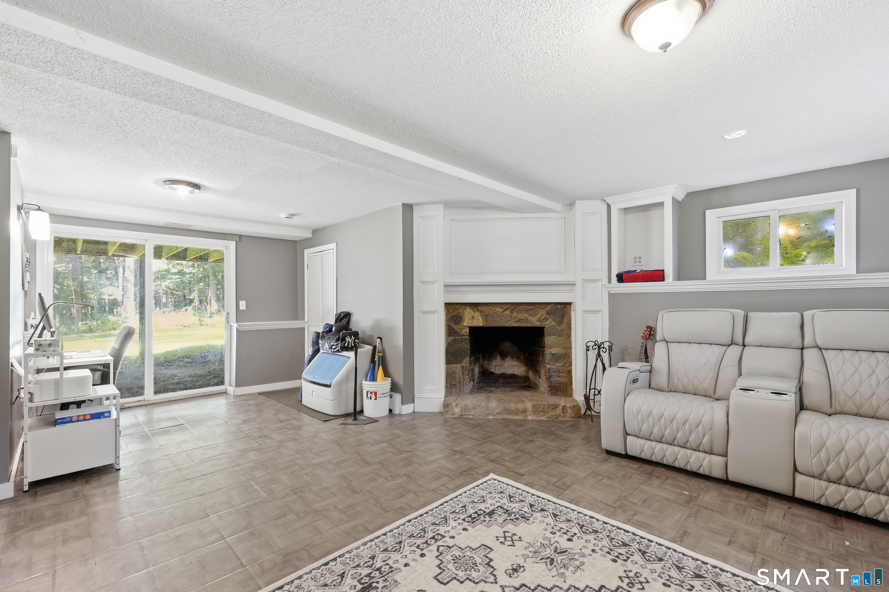 200 Hemlock Point Drive Property Photo 22