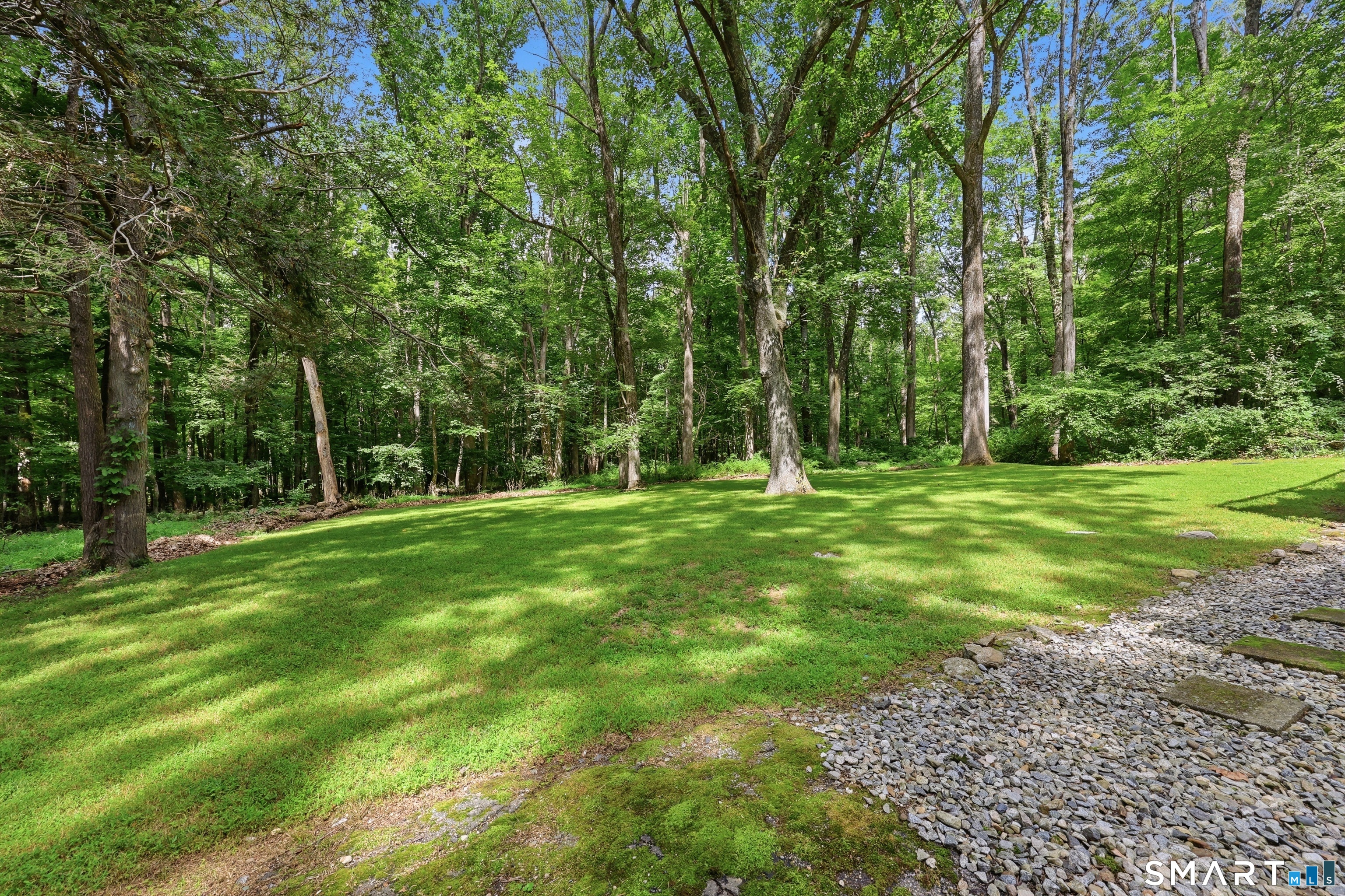 200 Hemlock Point Drive Property Photo 26