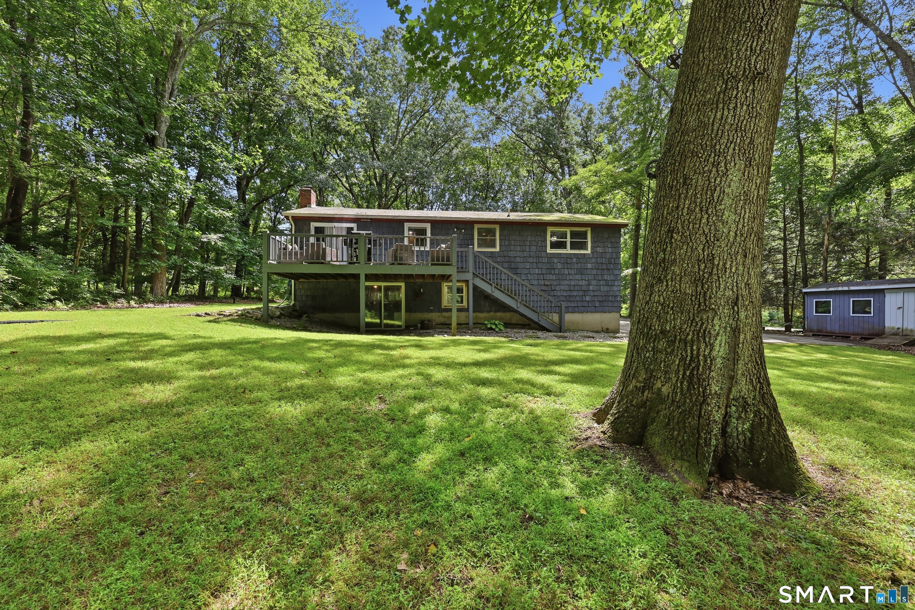 200 Hemlock Point Drive Property Photo 27