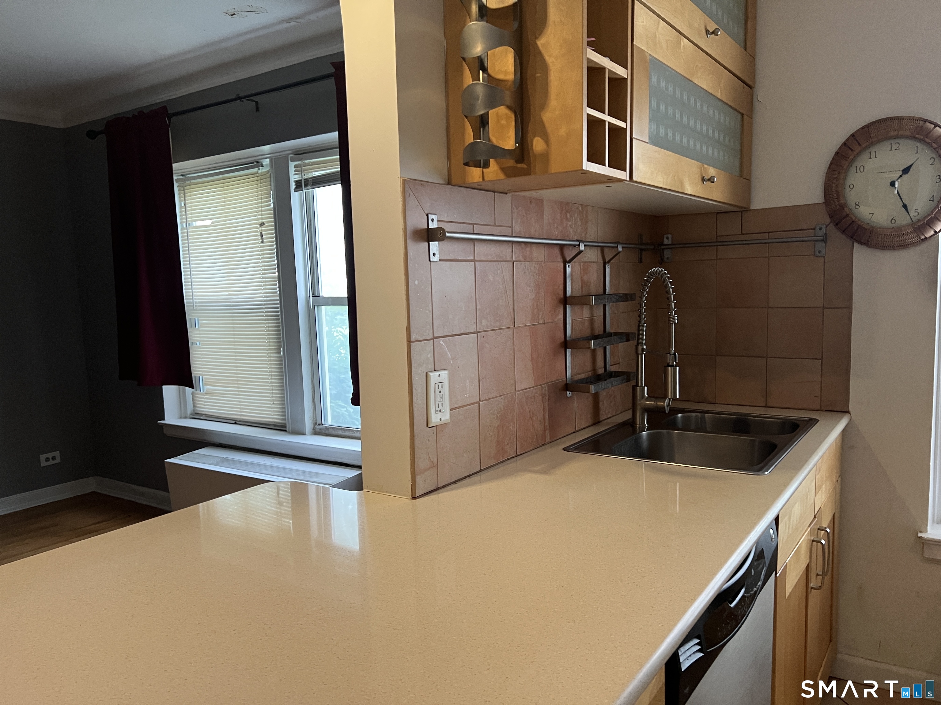 132 Summer 1d Street Property Photo 12