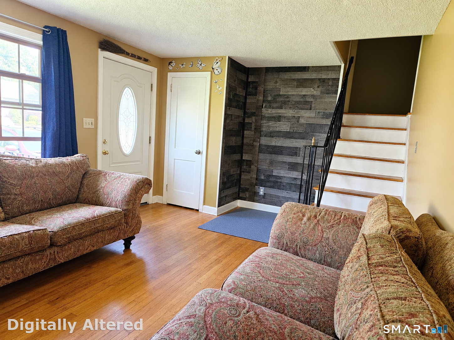 364 Alling Street Property Photo 3