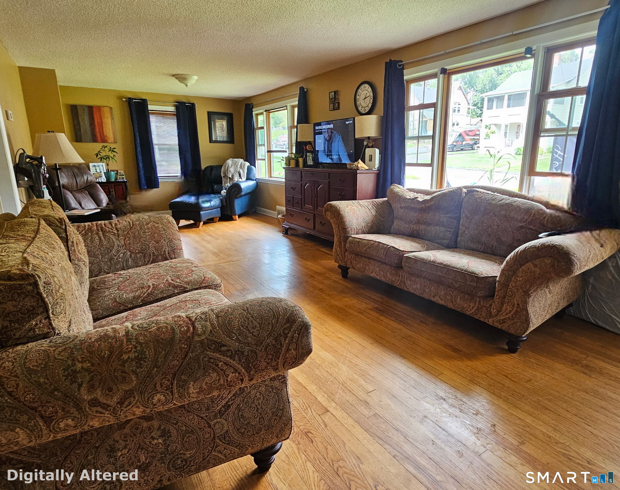 364 Alling Street Property Photo 4