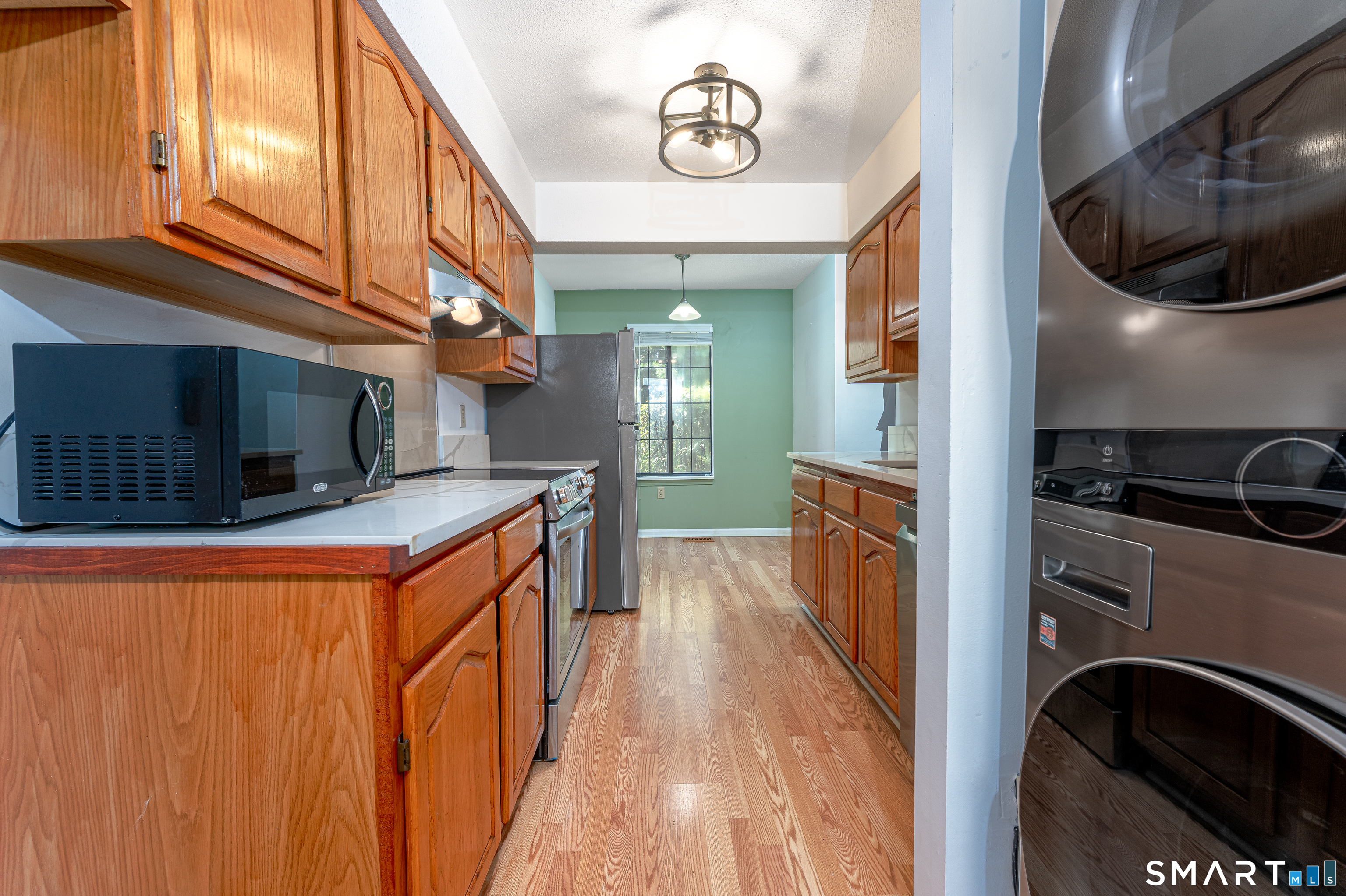 365 Mather 176 Street Property Photo 8