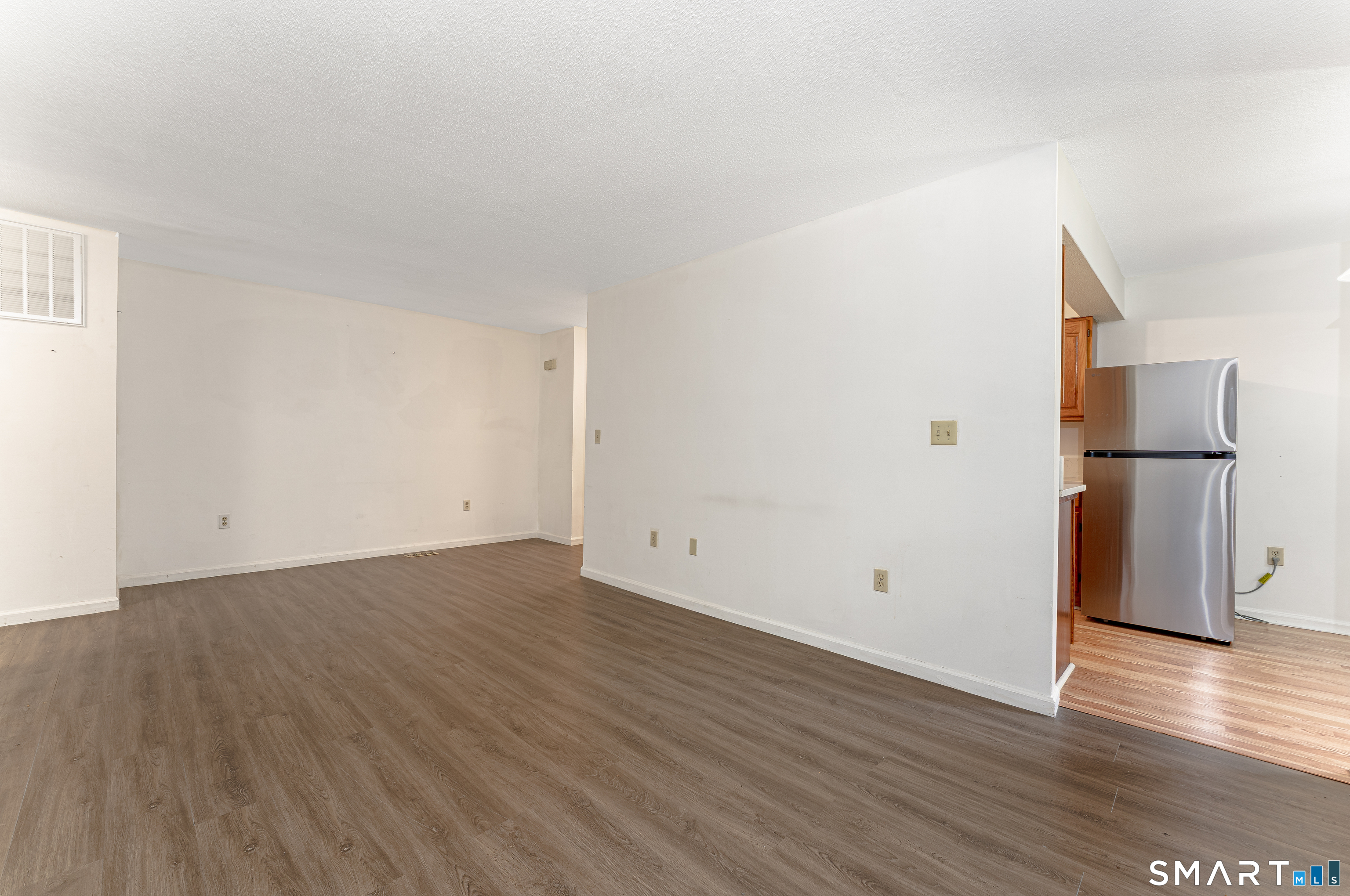 365 Mather 176 Street Property Photo 12