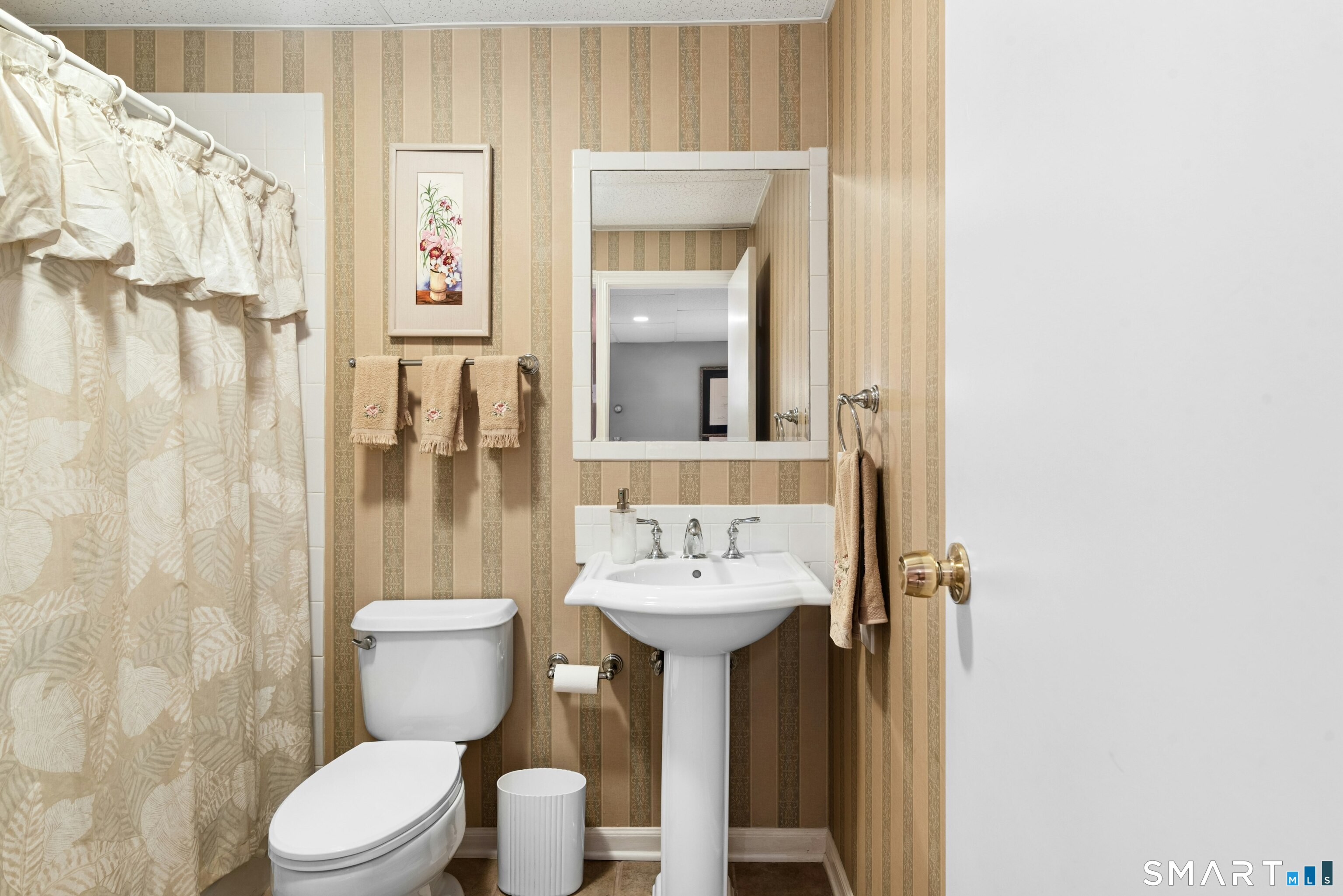 230 New Canaan 23 Avenue Property Photo 20