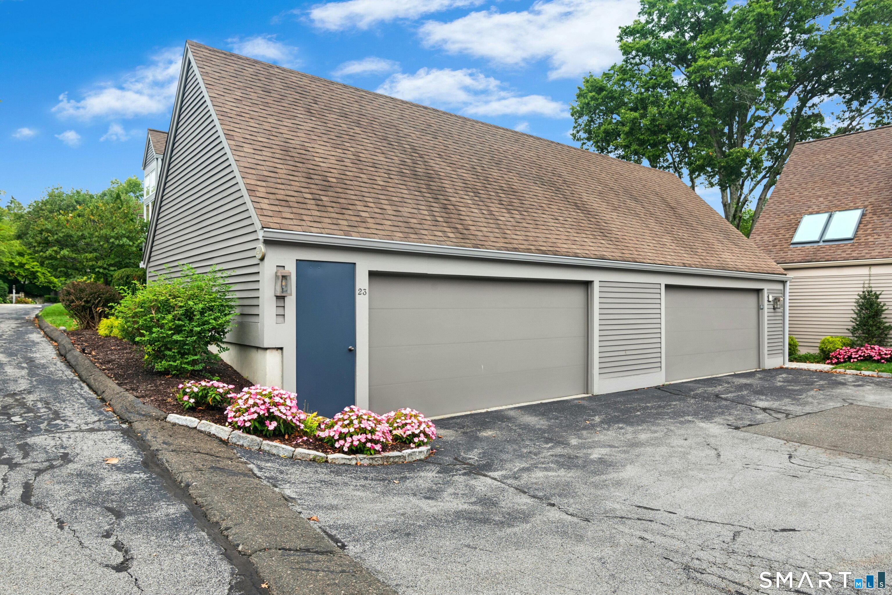 230 New Canaan 23 Avenue Property Photo 21