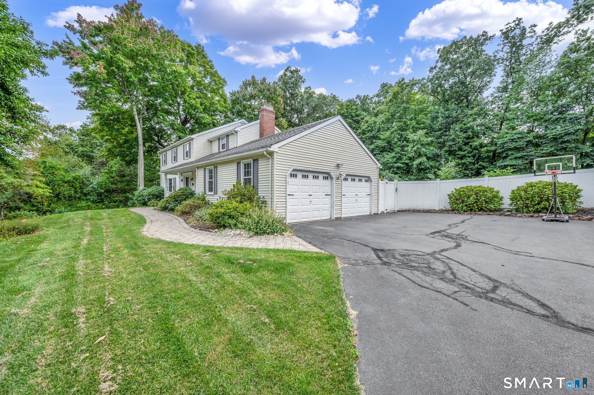 295 Towpath Lane Property Photo 2