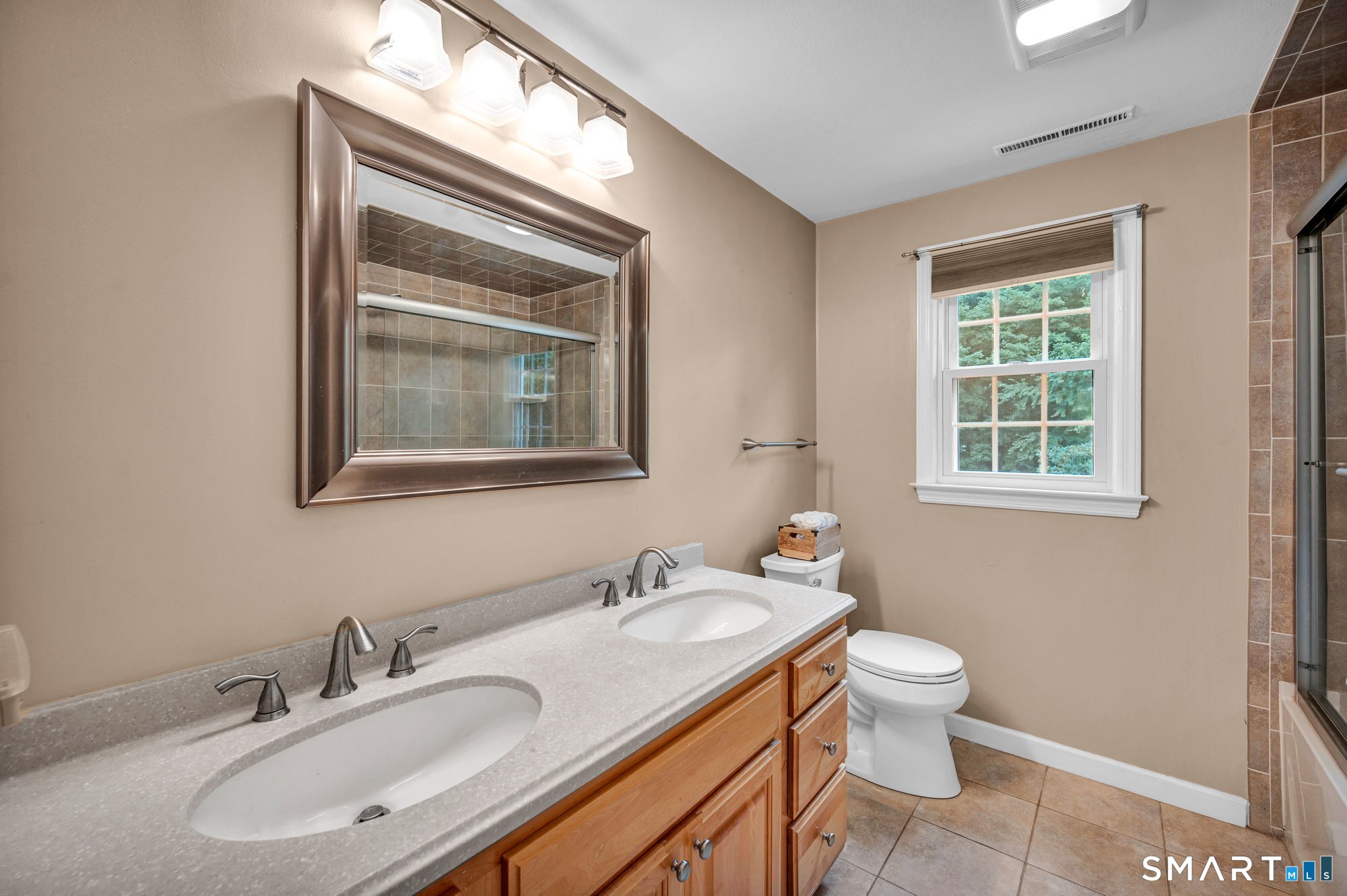 295 Towpath Lane Property Photo 29