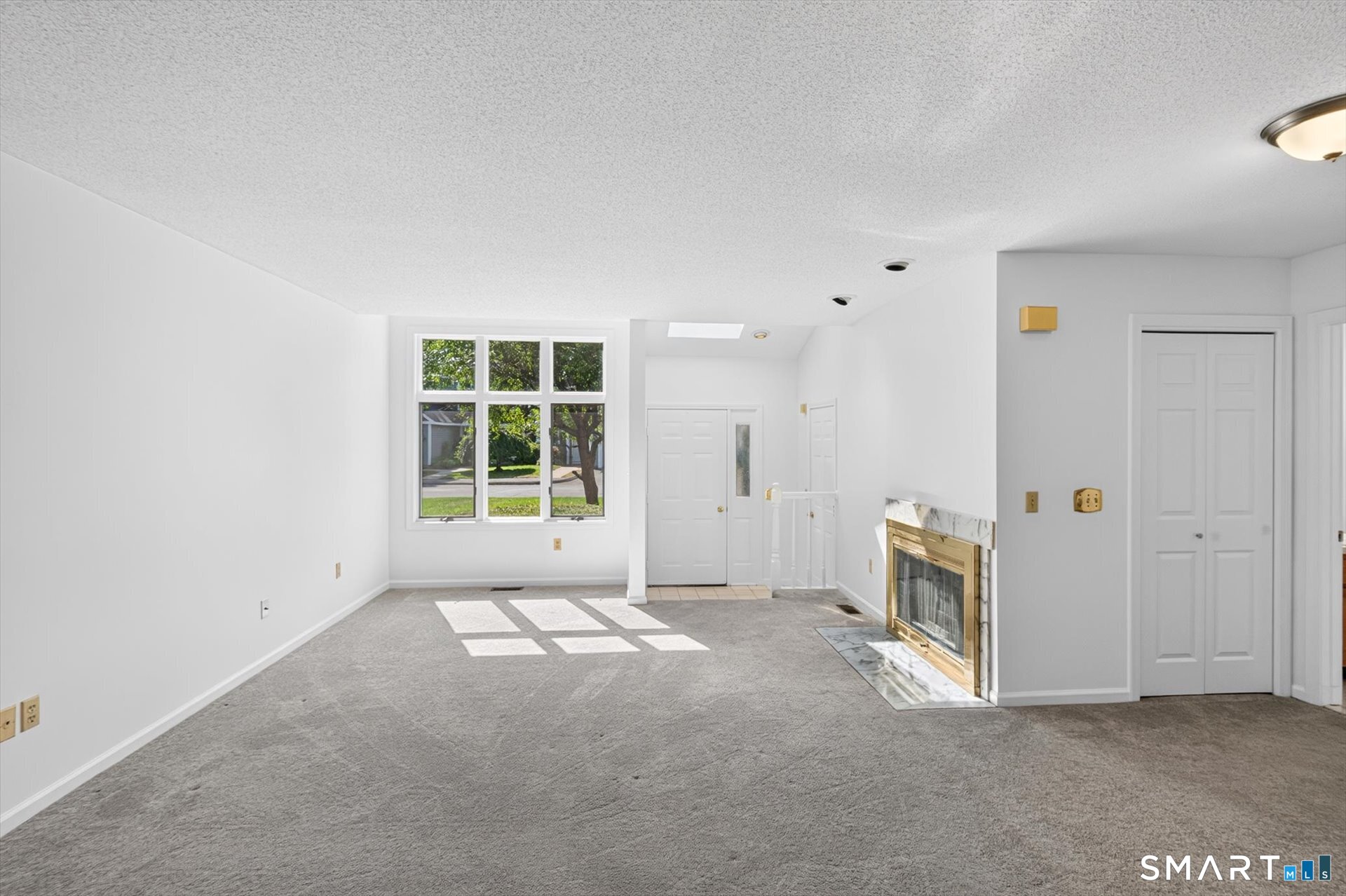 5 Riverwalk 5 Drive Property Photo 6