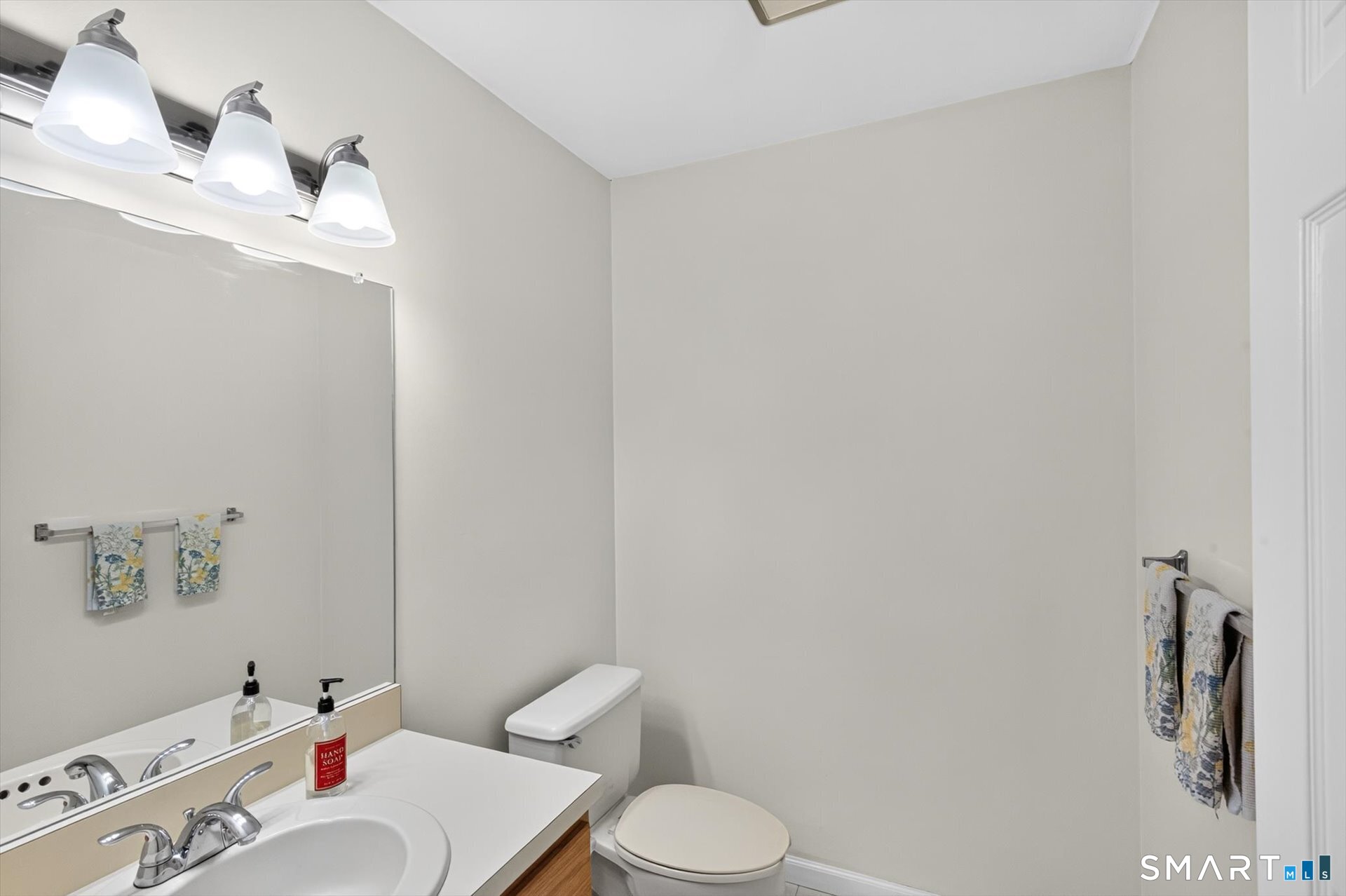 5 Riverwalk 5 Drive Property Photo 11