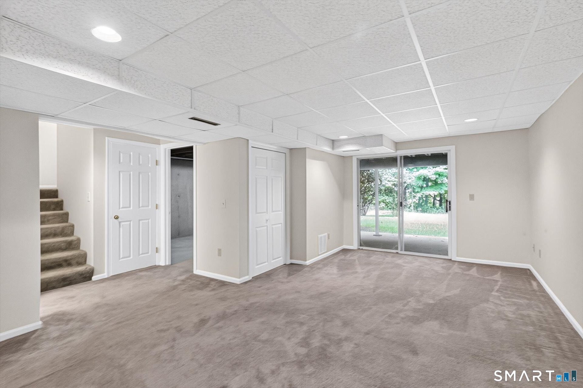5 Riverwalk 5 Drive Property Photo 36