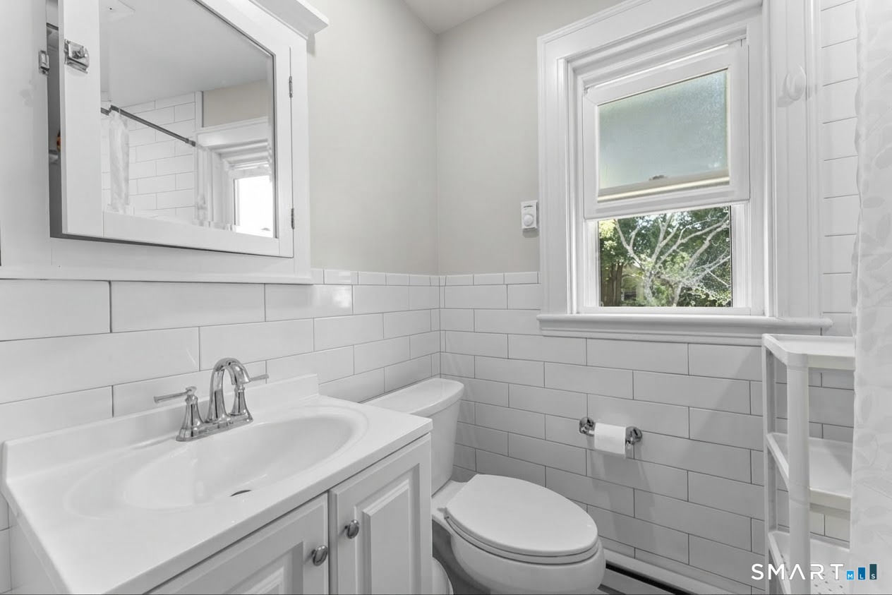 218 Circular Avenue Property Photo 21