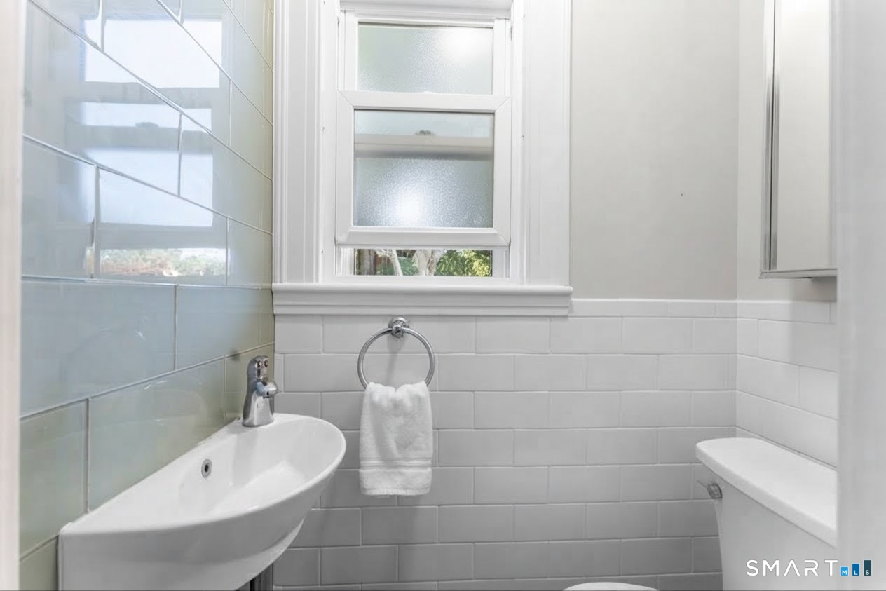 218 Circular Avenue Property Photo 23