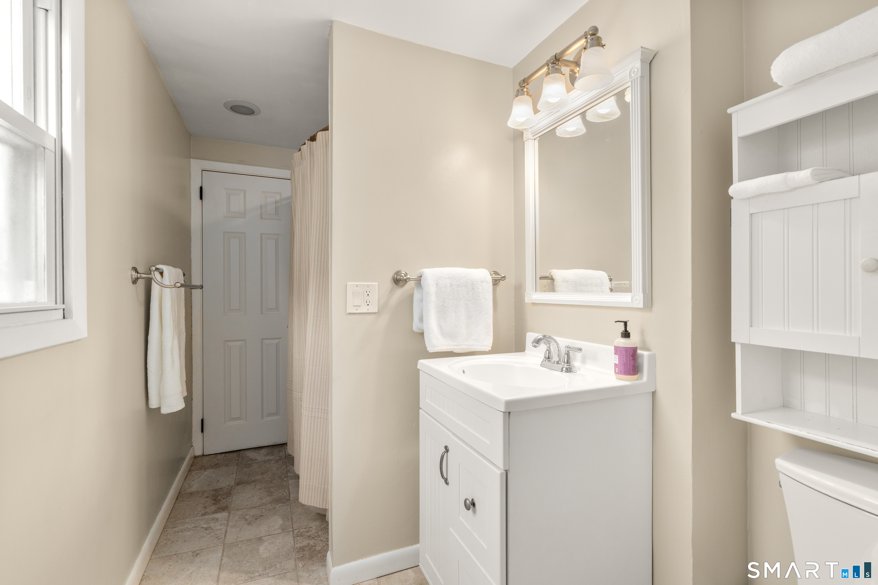 58 Hartland Street Property Photo 21
