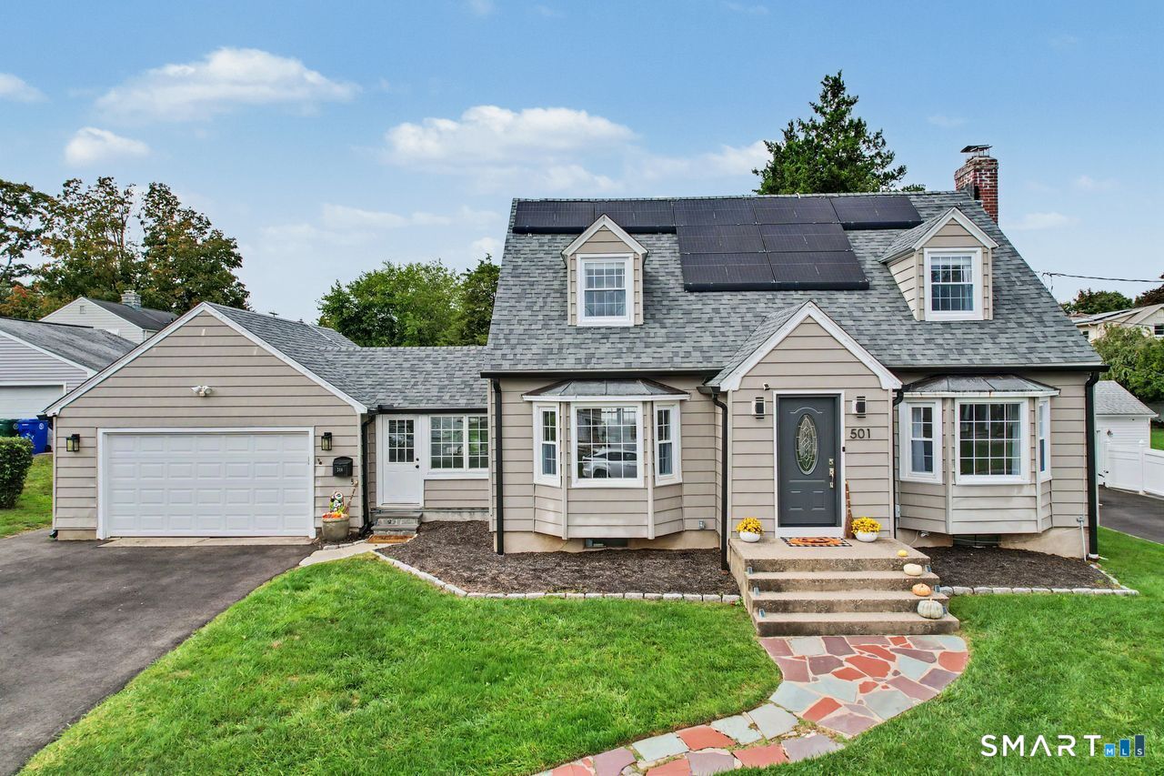 501 Bridgeview Place Property Photo 1