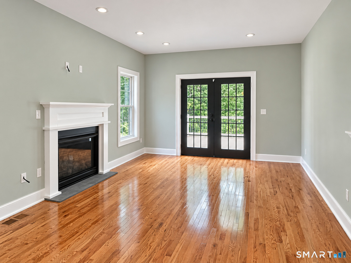 70 Apple Hill Property Photo 2