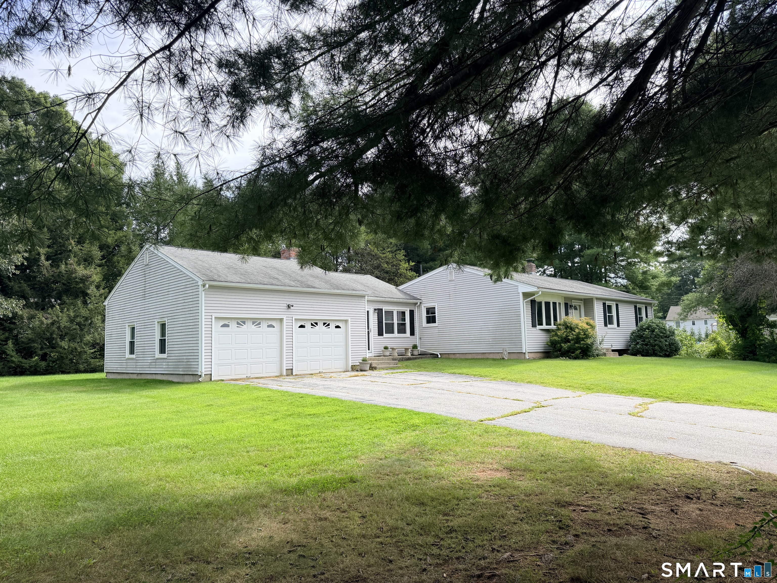 291 Cabin Road Property Photo 2