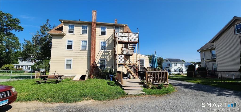 90 Thames 3 Street Property Photo 3