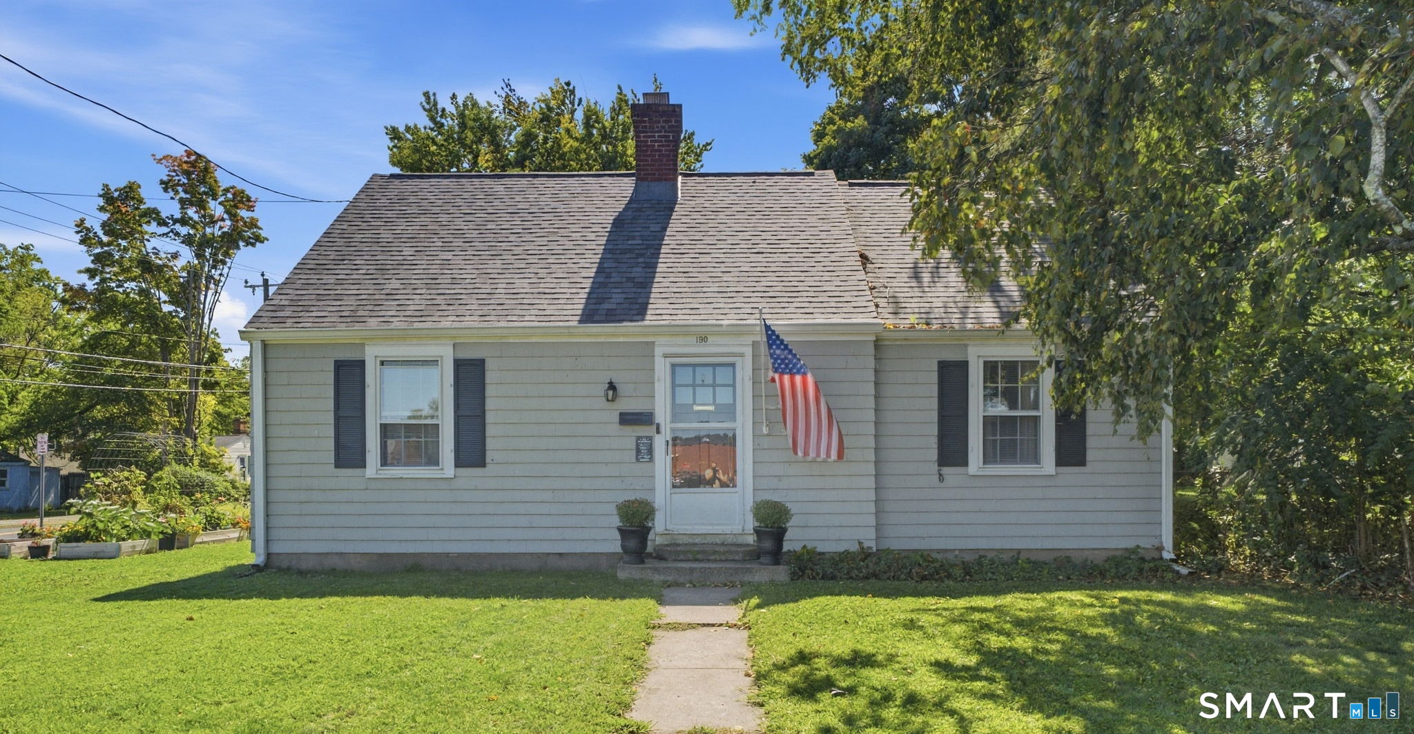 190 Steele Street Property Photo 1