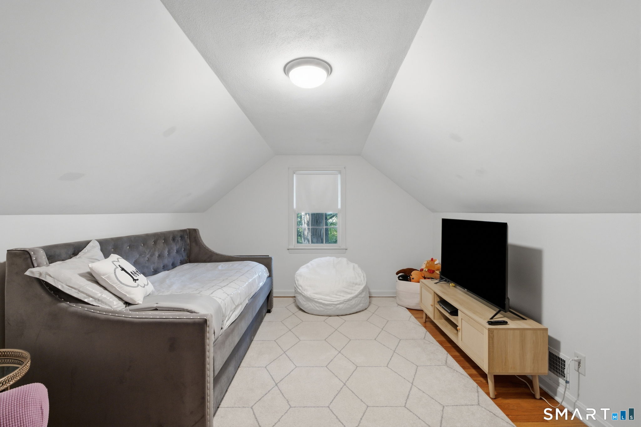 190 Steele Street Property Photo 21