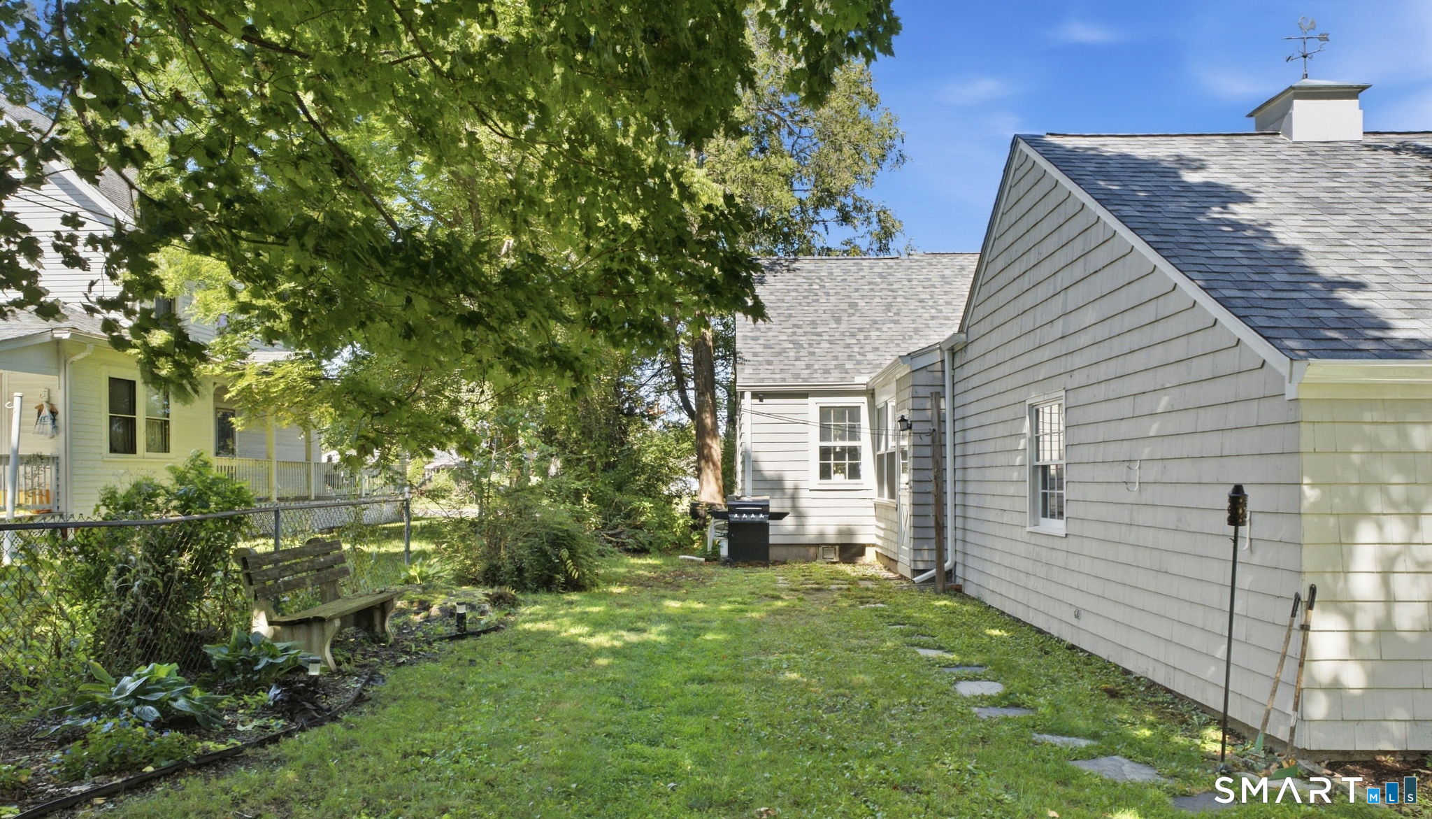 190 Steele Street Property Photo 25