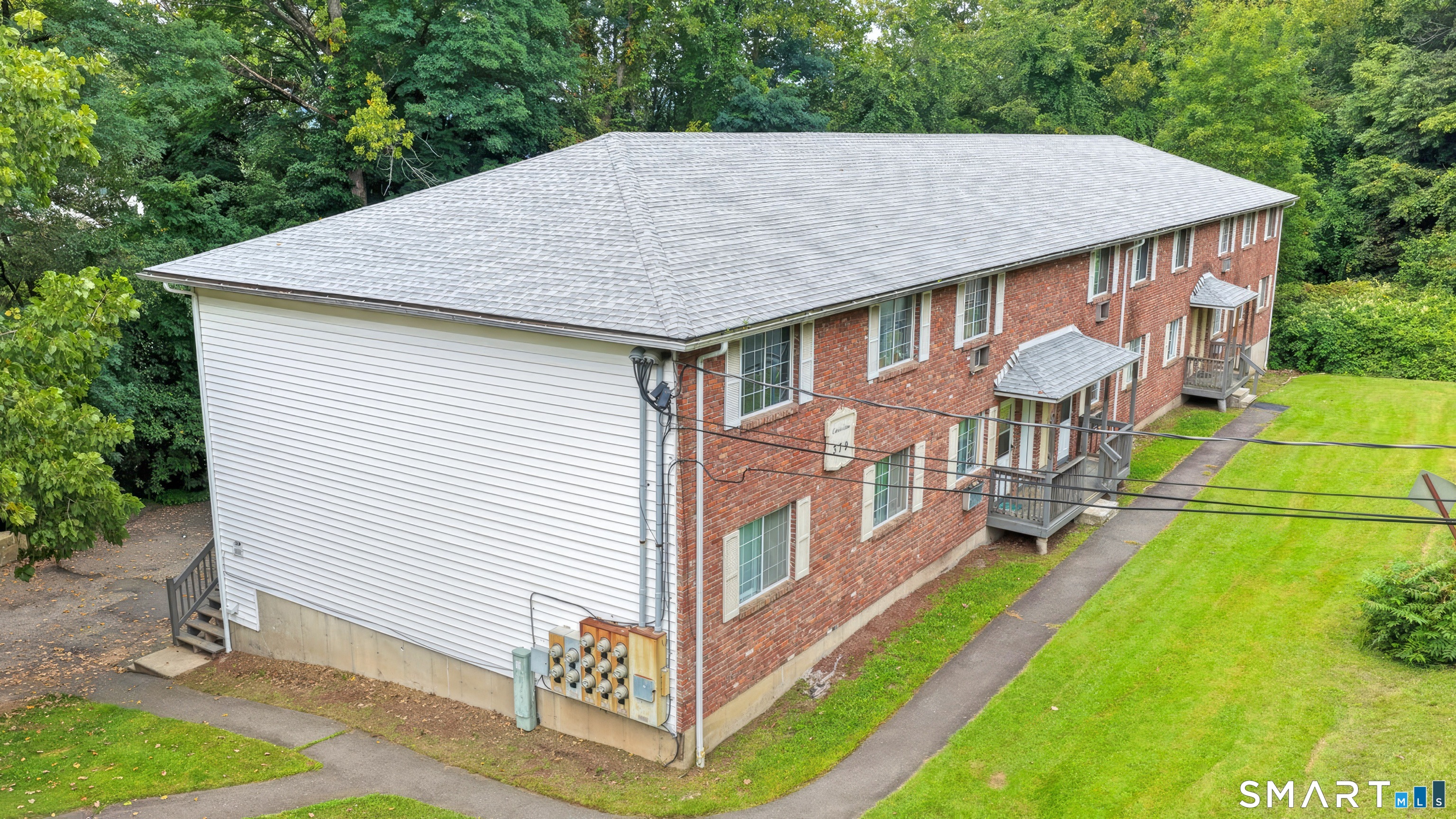 379 Perkins Avenue Property Photo 3