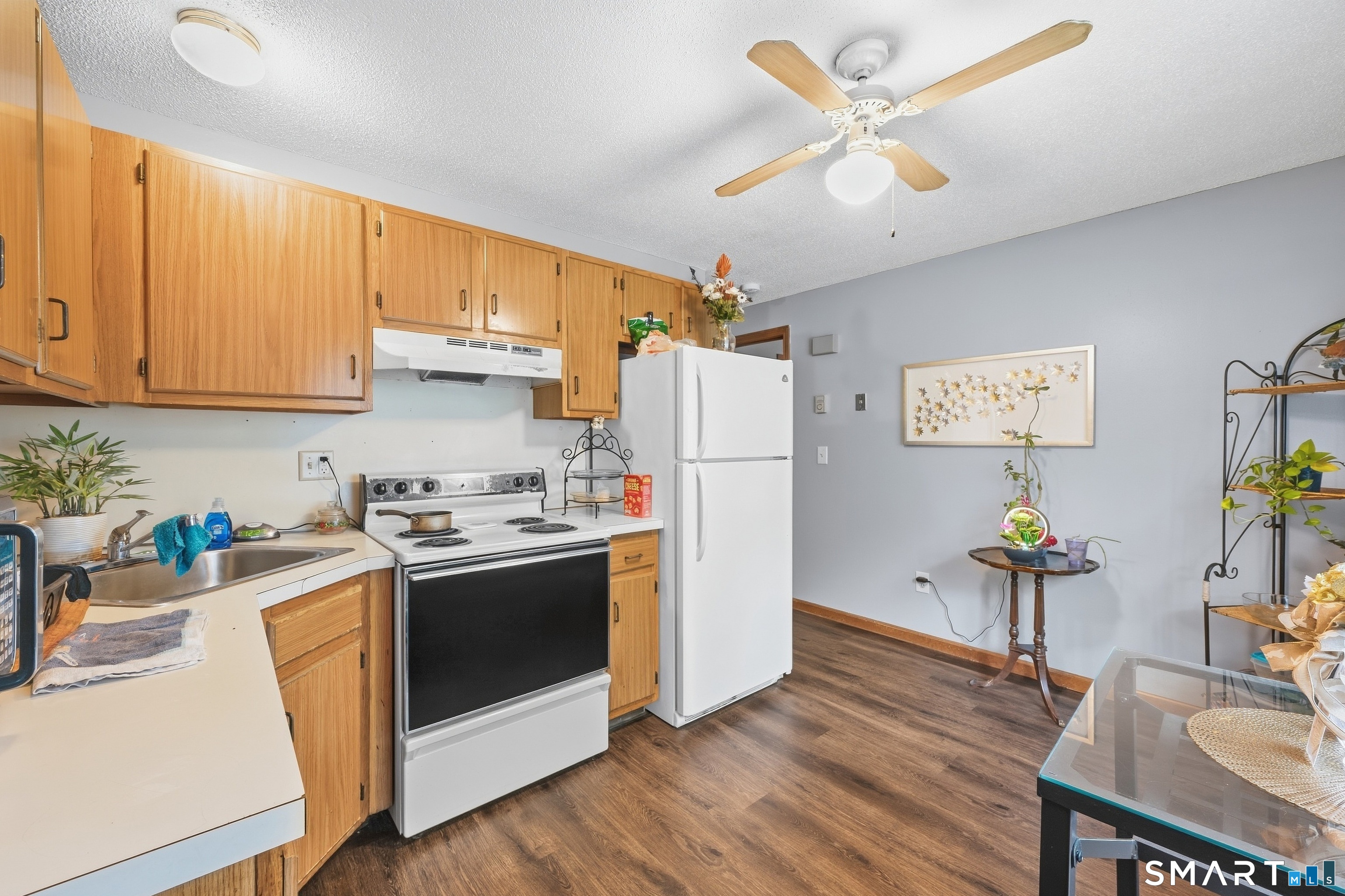 379 Perkins Avenue Property Photo 9