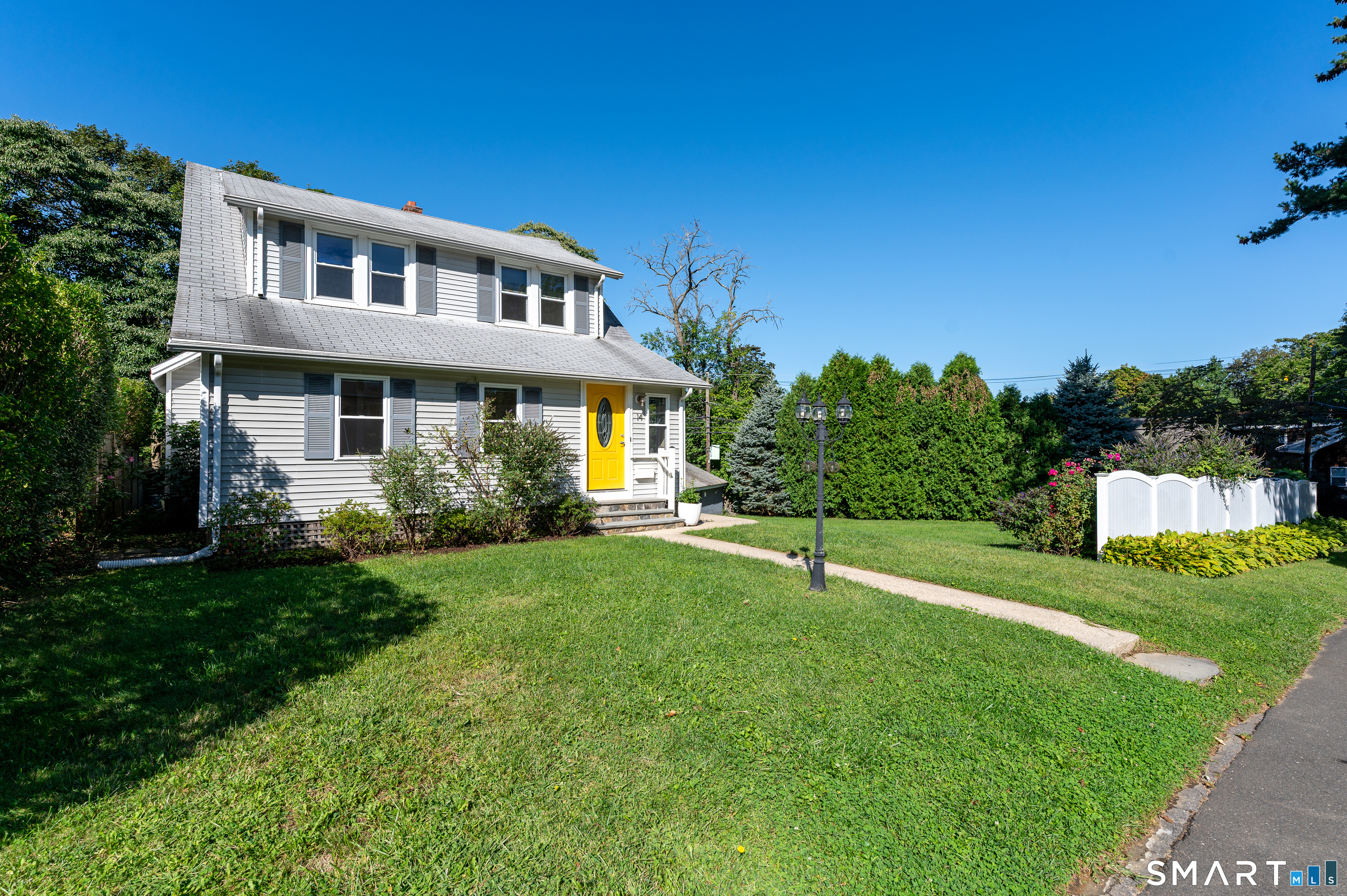 14 Bond Street Property Photo 1