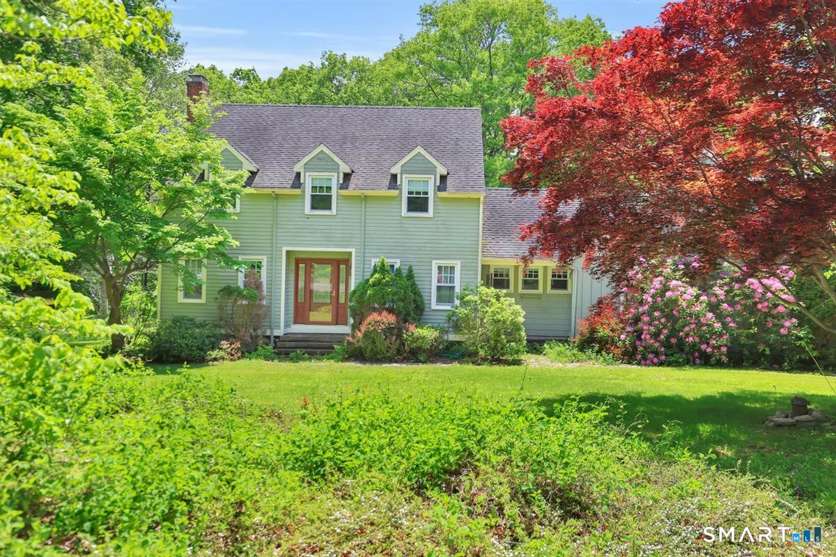 55 Burr Road Property Photo 2