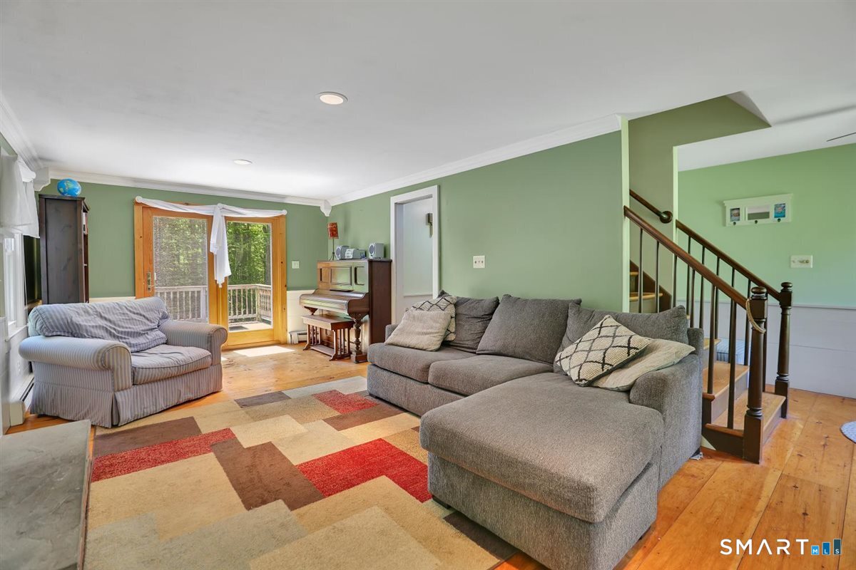 55 Burr Road Property Photo 6