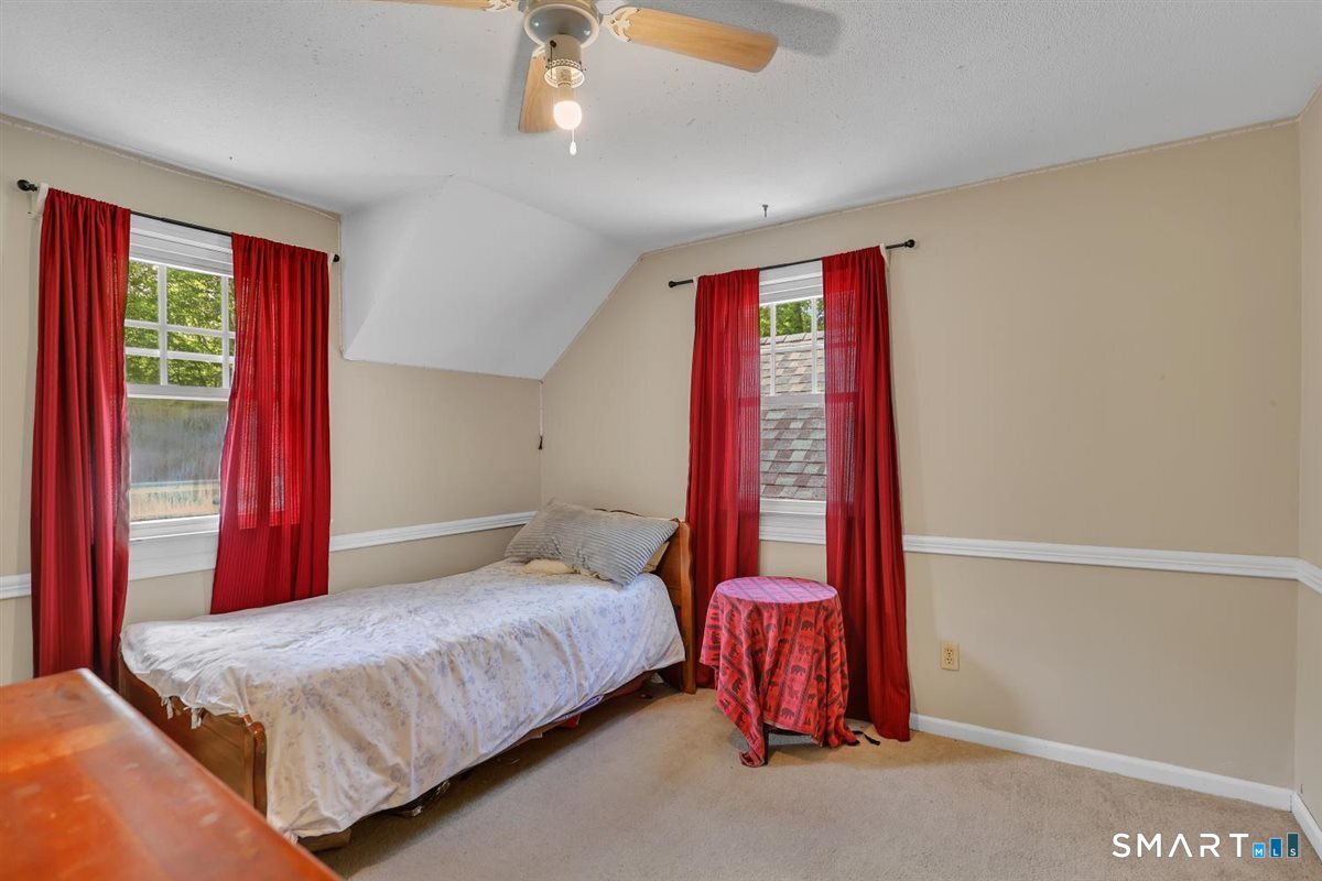 55 Burr Road Property Photo 21
