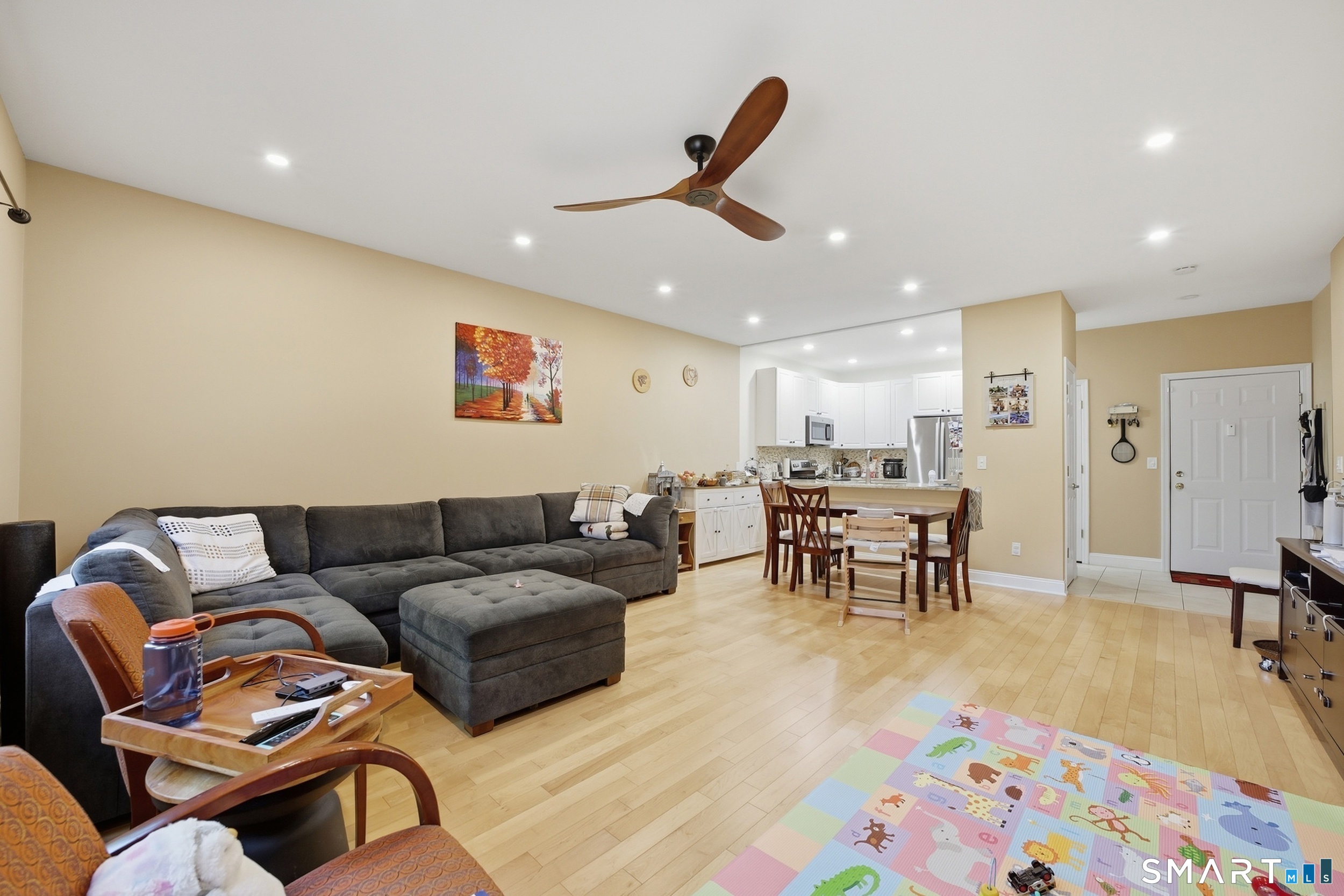 2435 Bedford 21c Street Property Photo 3