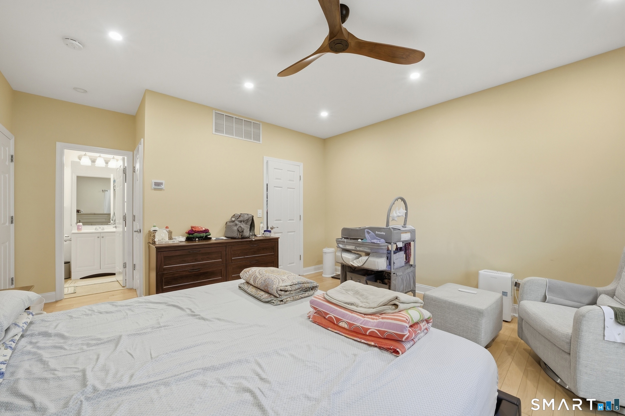 2435 Bedford 21c Street Property Photo 19