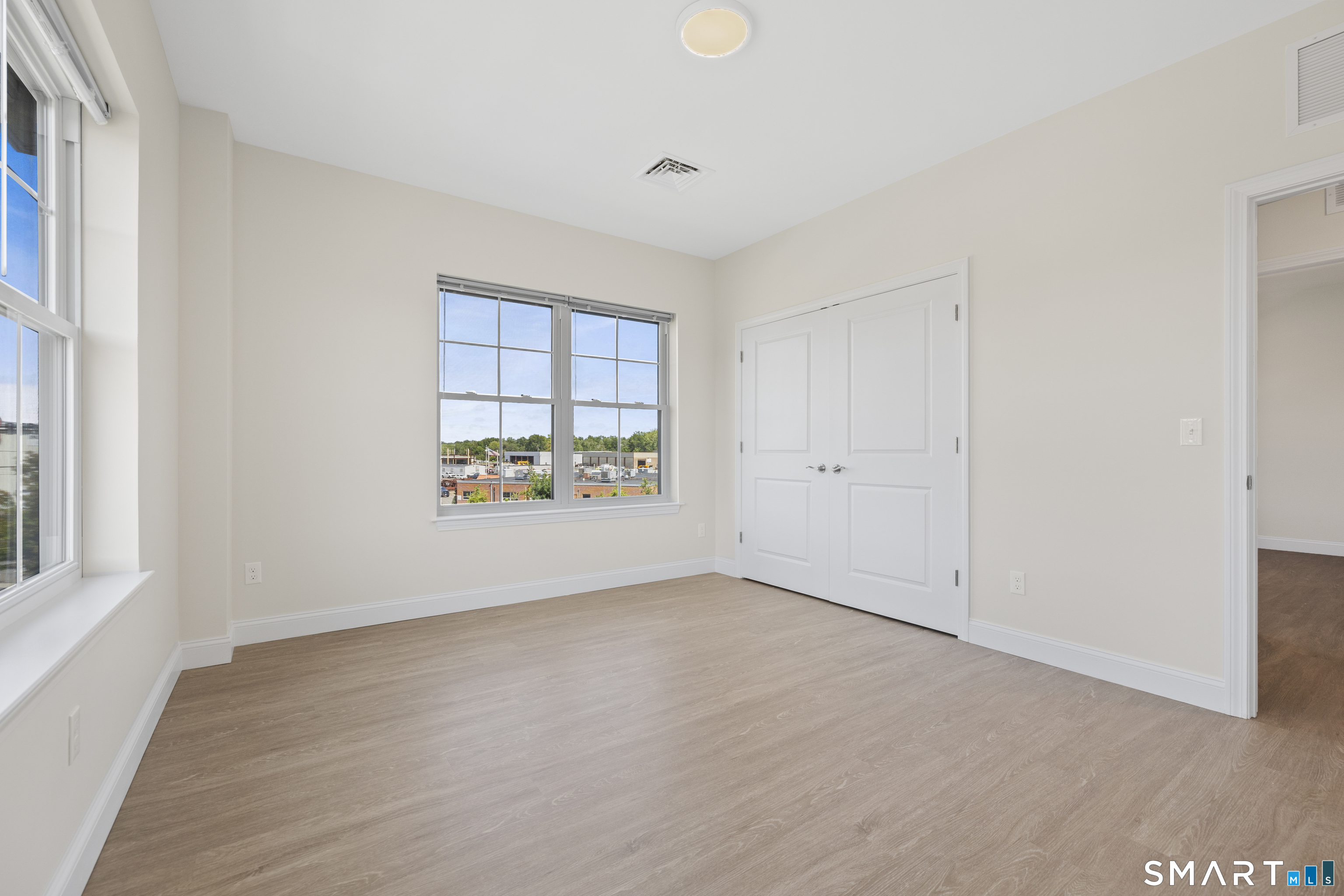 55 Steele 210 Boulevard Property Photo 14