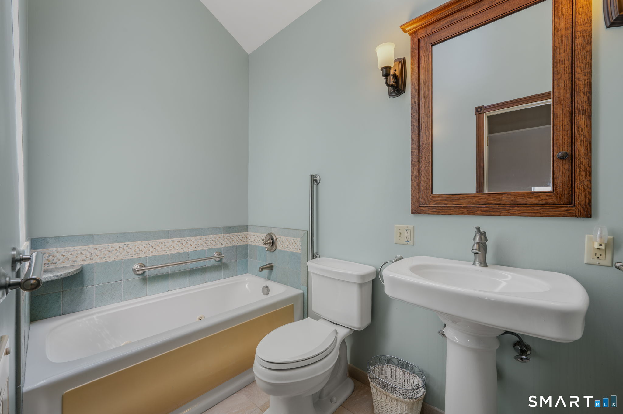 82 Sill Lane Property Photo 24