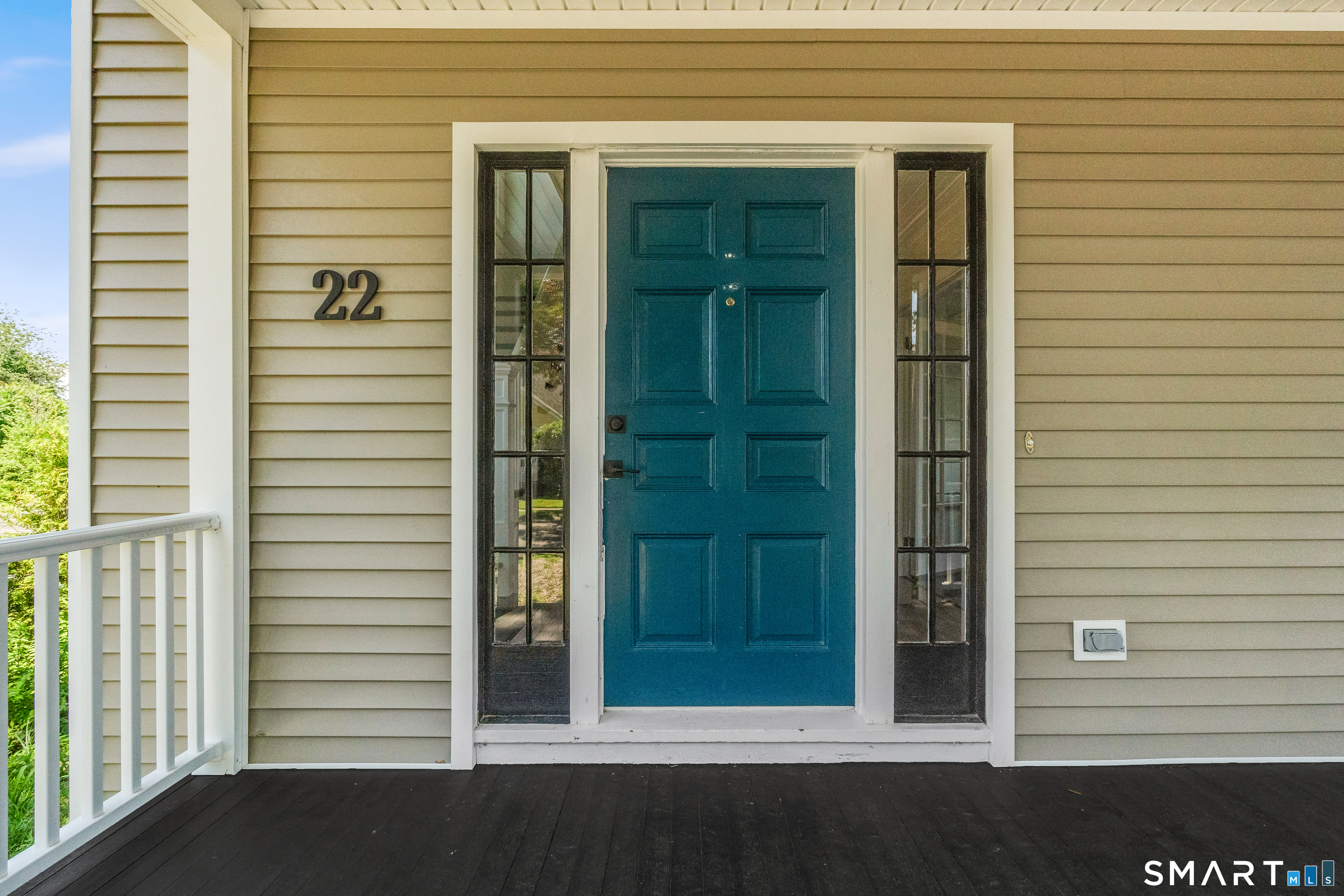22 Loomis Street Property Photo 2