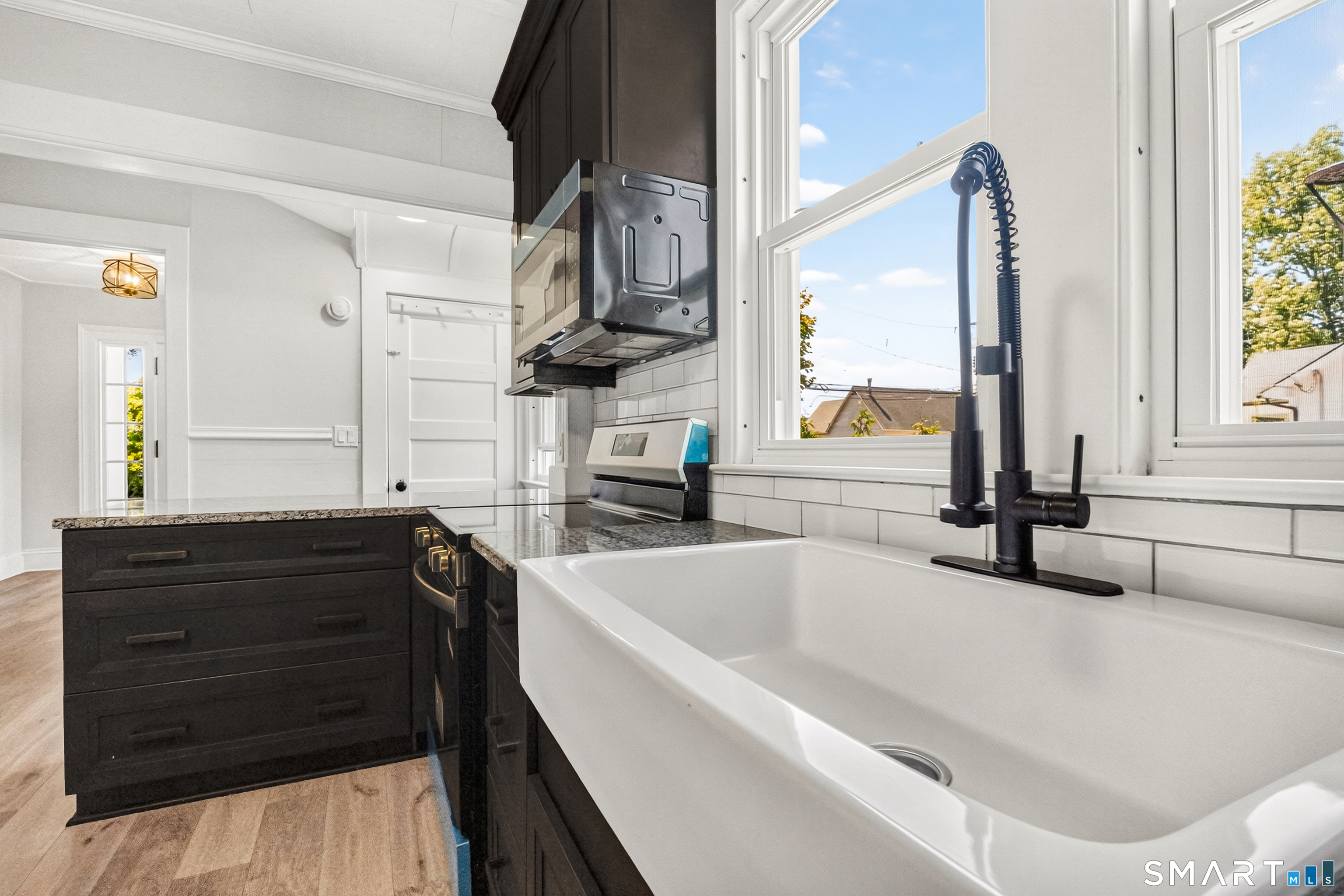22 Loomis Street Property Photo 11