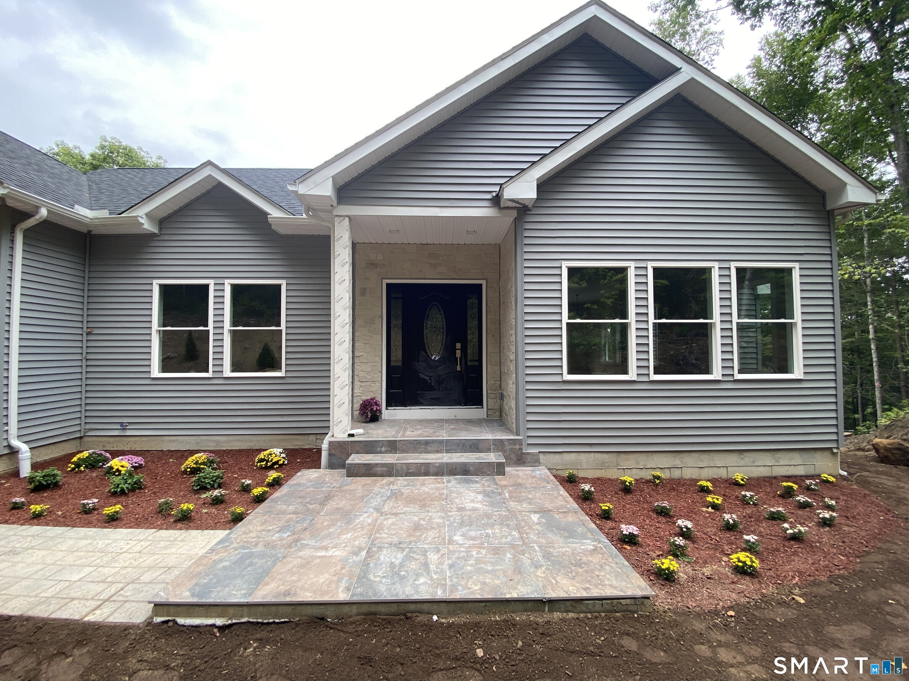 39 Ratlum Mountain Road Property Photo 3