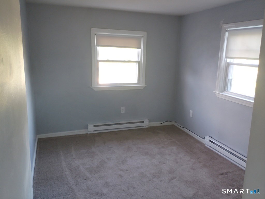 272 Springdale 2 Avenue Property Photo 12