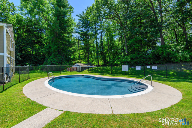 6 Rose 7 Lane Property Photo 16