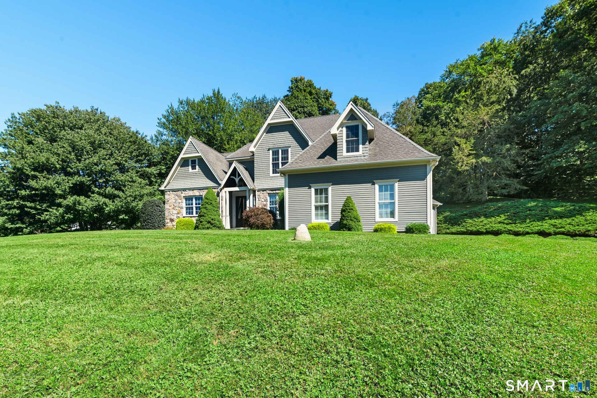 5 Wentworth Drive Property Photo 3